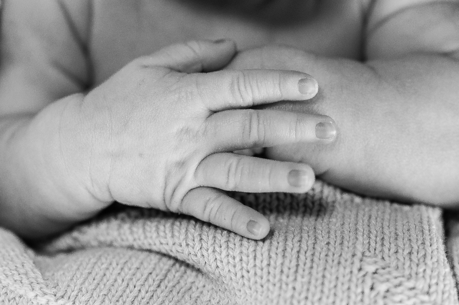 newborn-hands.jpg