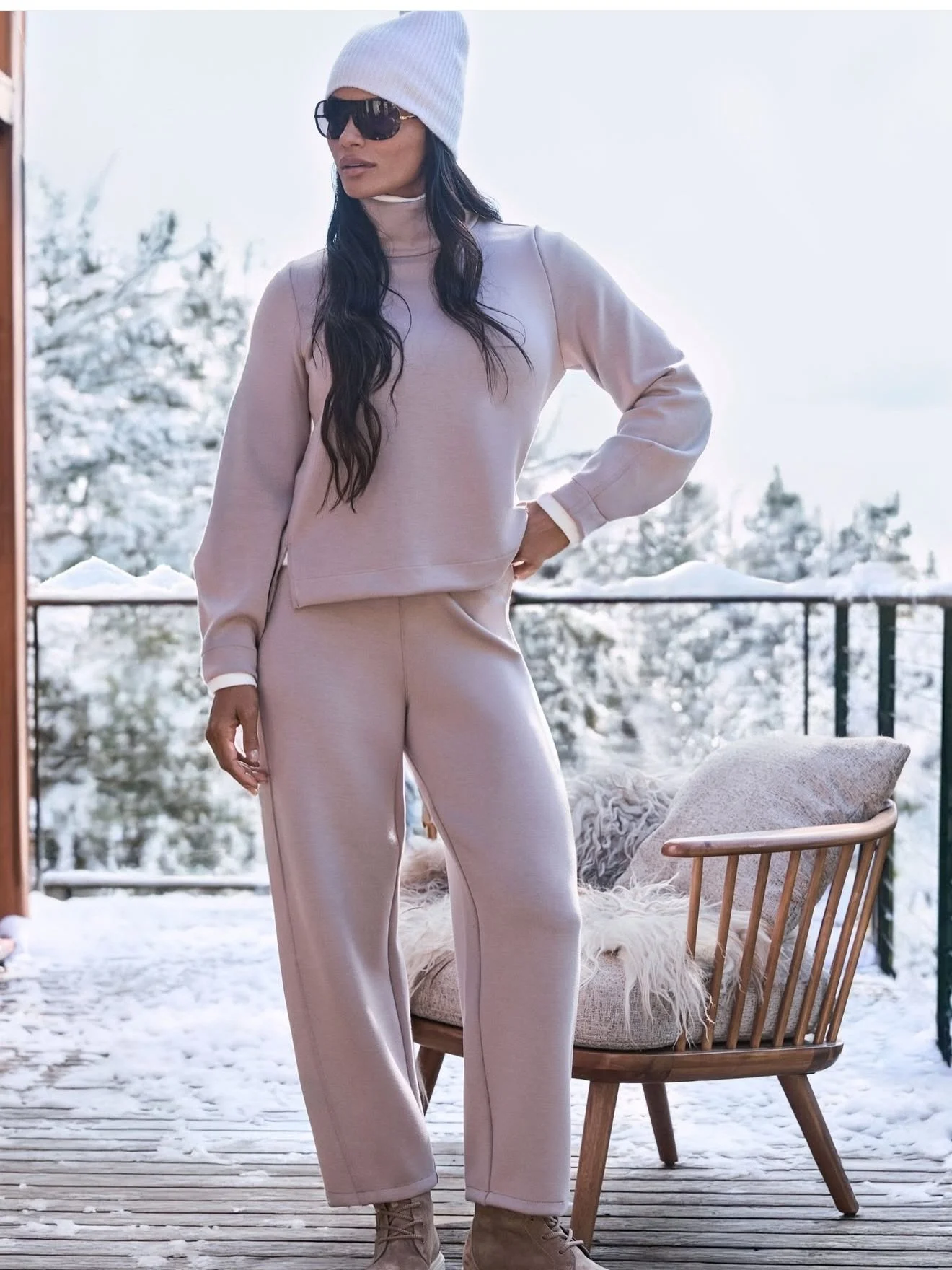 Holiday ready and chalet approved @spanx 🎄❄️