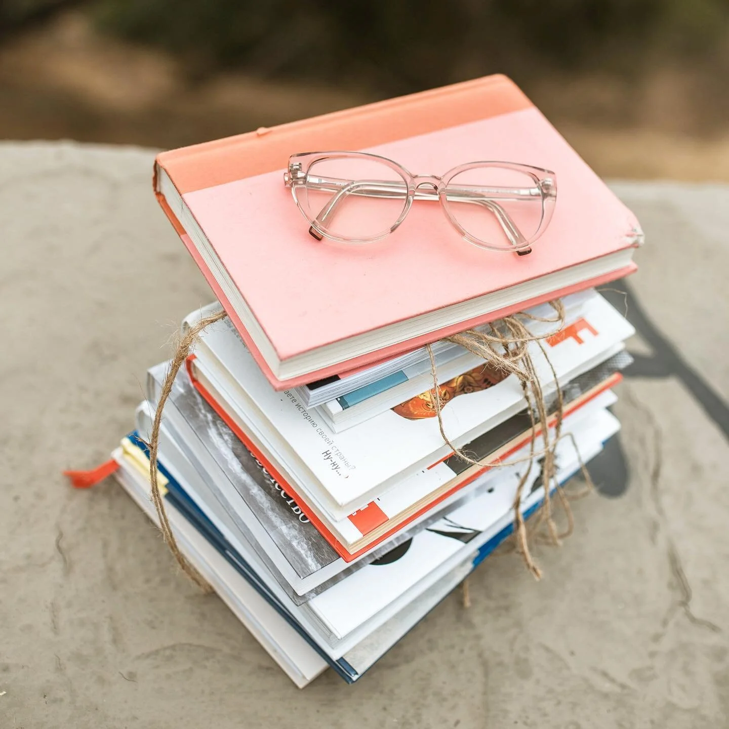 &ldquo;True knowledge exists in knowing that you know nothing.&rdquo; -Socrates 

What is one thing you guys are planning on learning more about this week? 
.
.
.
.
#socrates #socratesquotes #mondaymotivationalquote #loveinflow #datingadvice #datingt