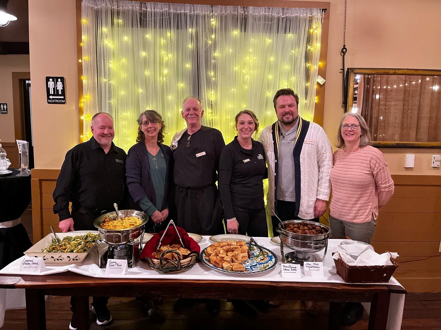 There&rsquo;s nothing better than serving good food in a beautiful place!

Check out a few shots from our tasting dinner last night! We served samples from our menu, house wines, and @angrytrollbrewing&rsquo;s craft beer. Plus, we had @runaway_bride_