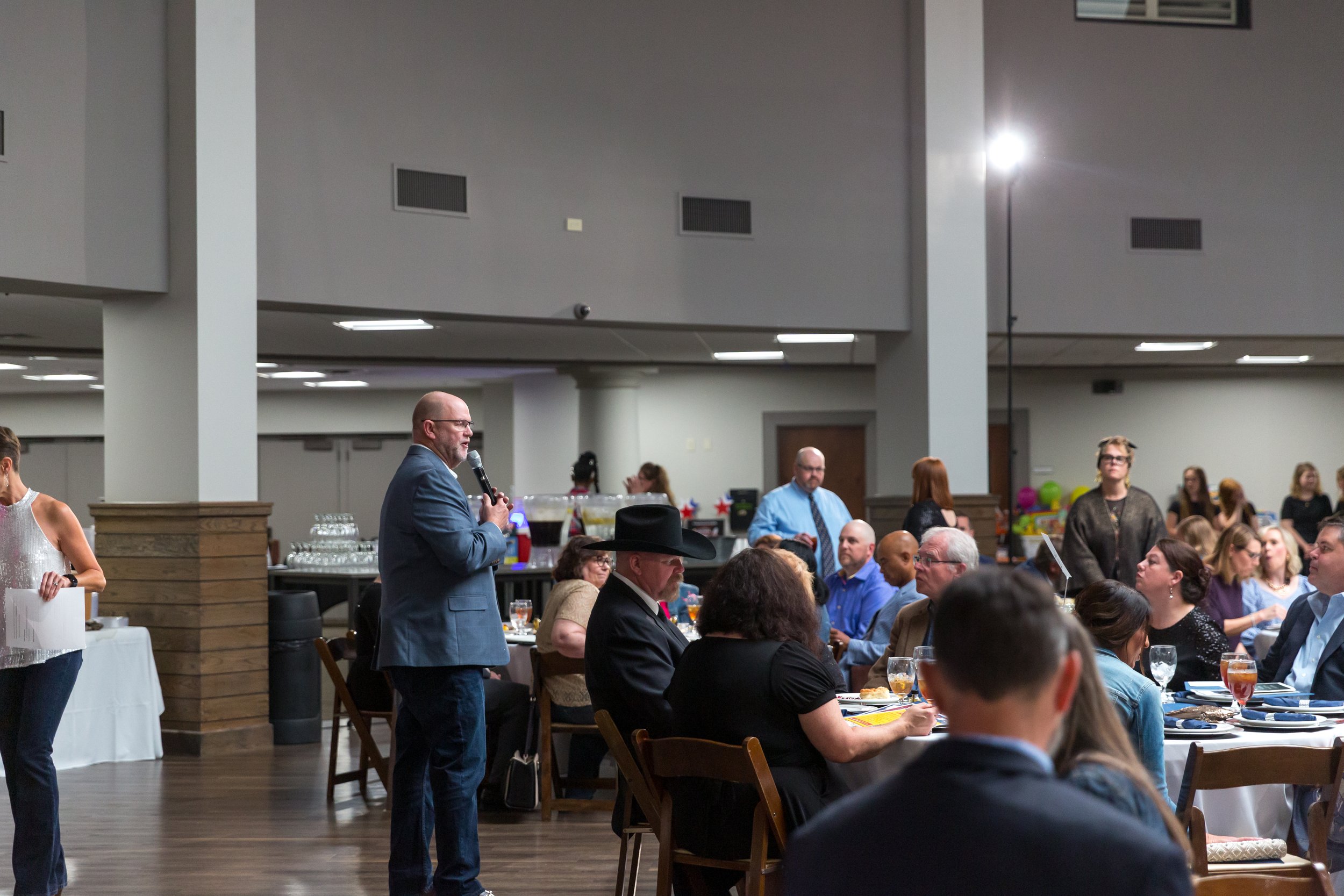 LeslieClairePhoto_CCS_Gala2023-54.jpg