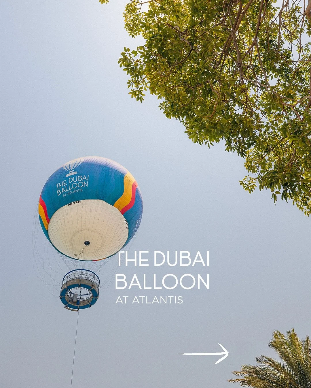 Seeing Dubai from above with @thedubaiballoon 🎈☀️

This tethered balloon ride took us 225 meters into the sky for panoramic views of Atlantis The Palm, AquaVenture Waterpark, the Palm Monorail, and more&mdash;all in one slow, scenic float.

Swipe th