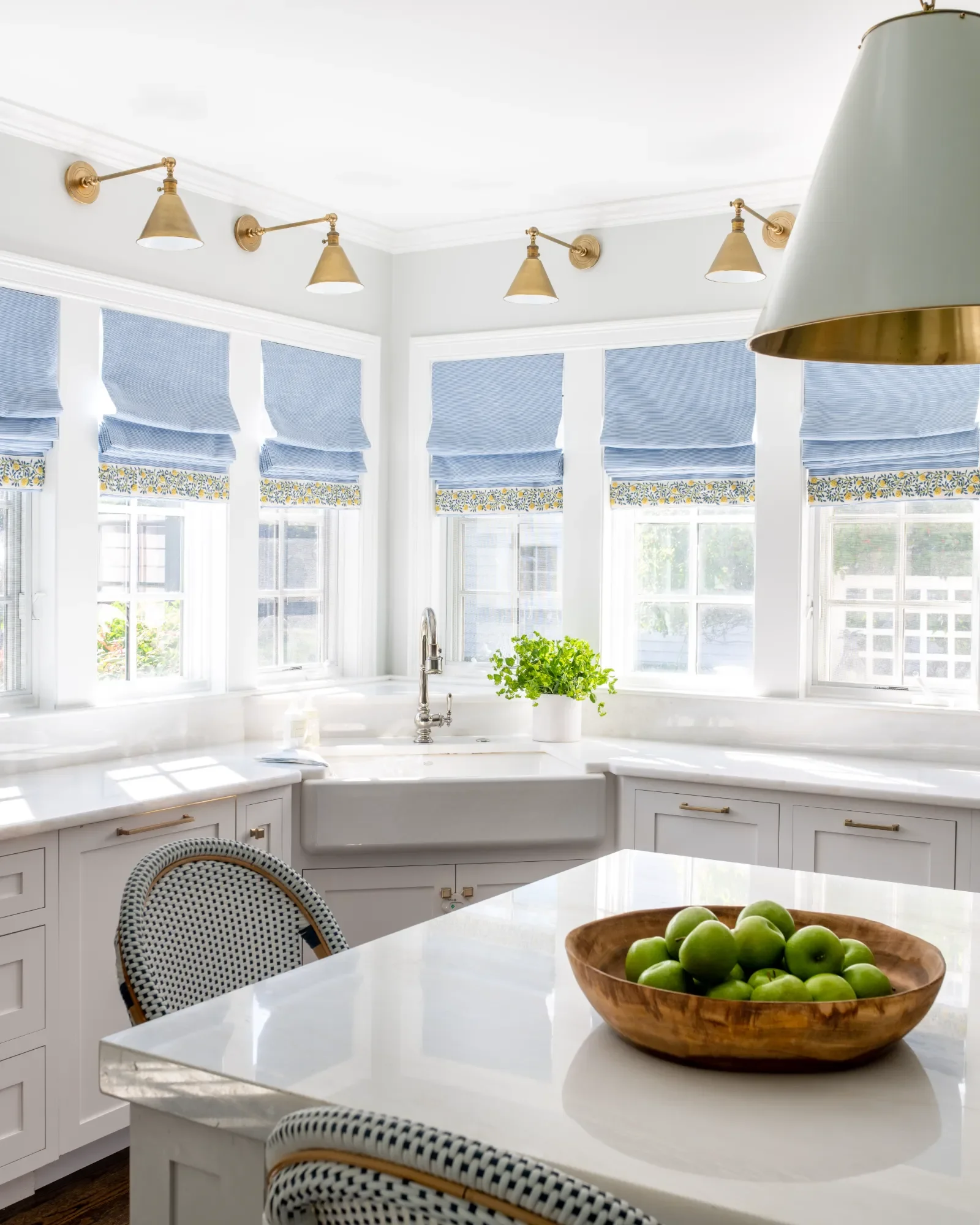 Aldridge-SunnyDisposition-04.webp