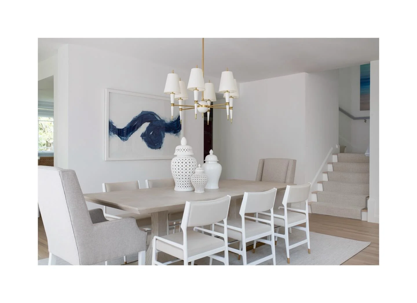 Open concept Dining Room from a recent Hingham Project! Design: @vanderkieftdesigns Photo: @jessicadelaneyphotography