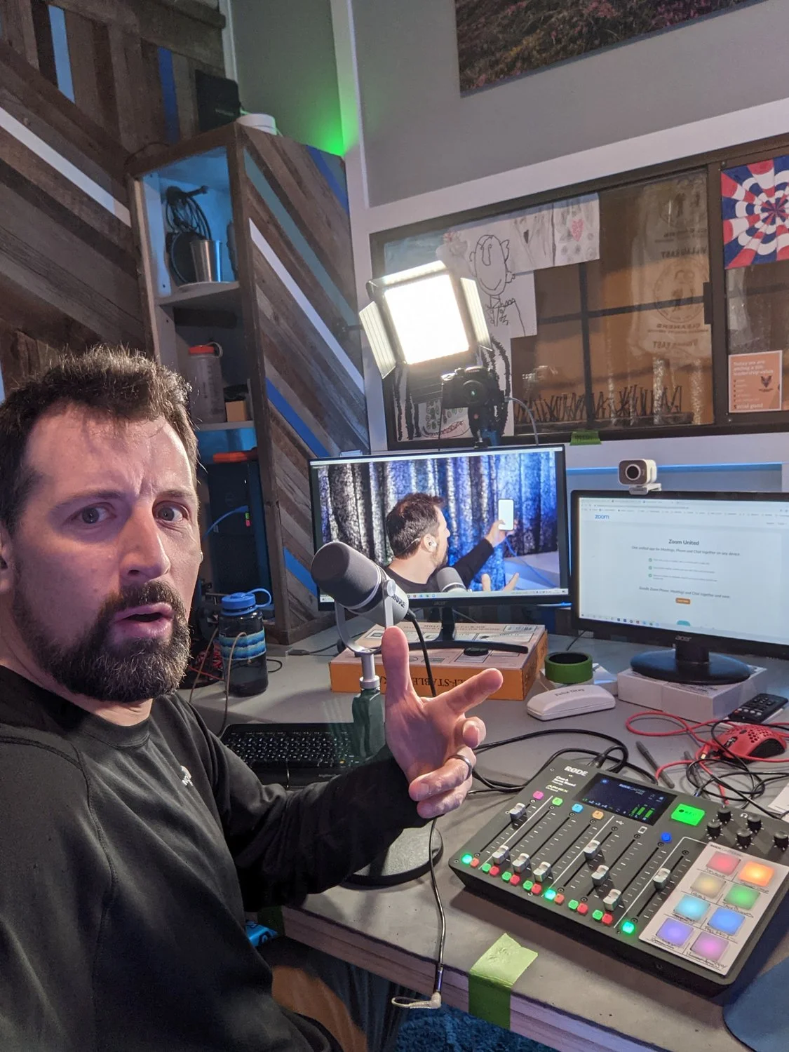 Geoff Rhodes - studio - set-up v4.jpg