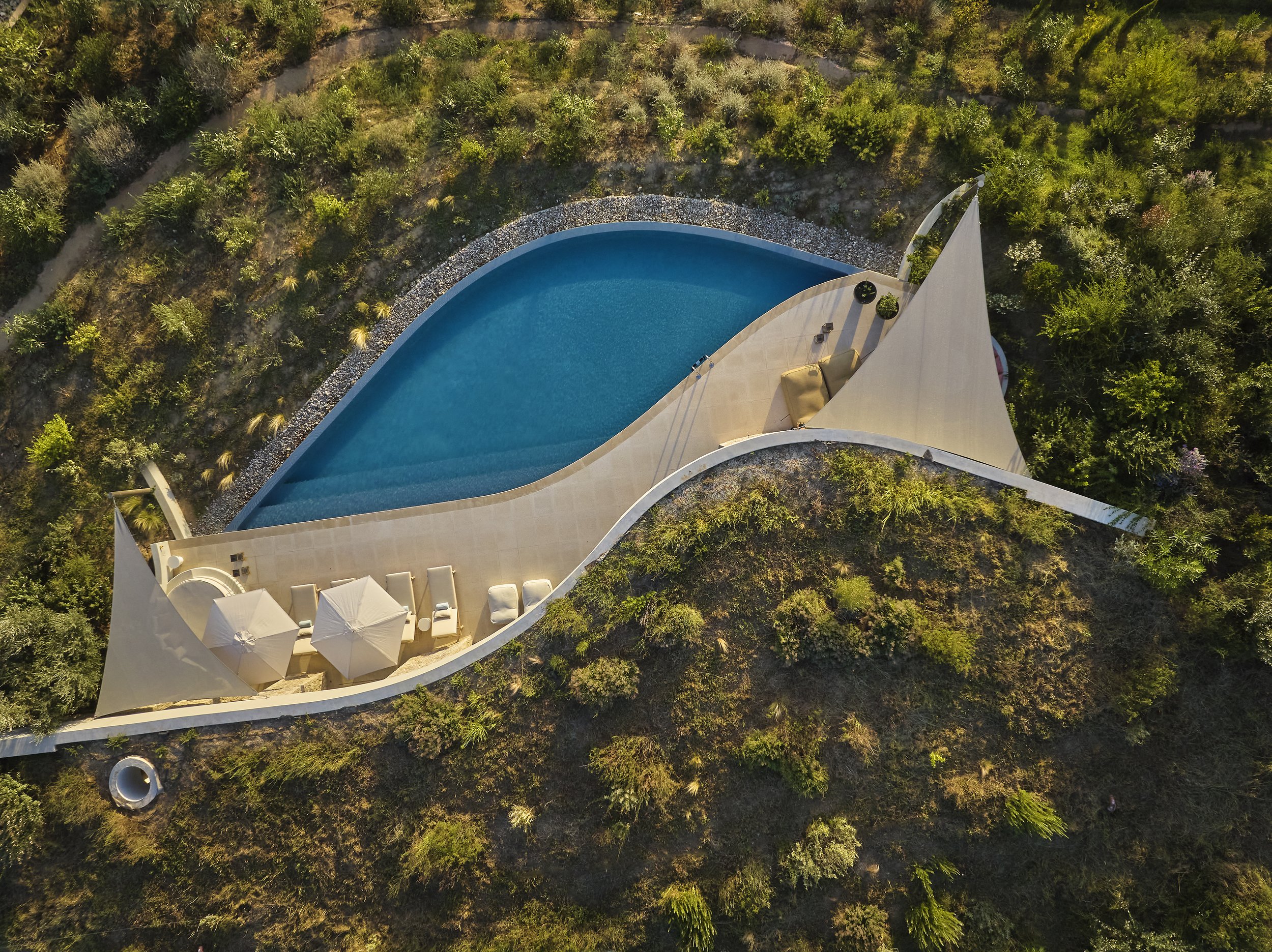 MOCNA RM 704 EXT FINAL 03.jpg