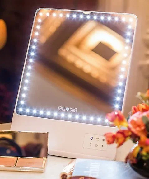 Best Lighted Vanity Mirror by Rikki