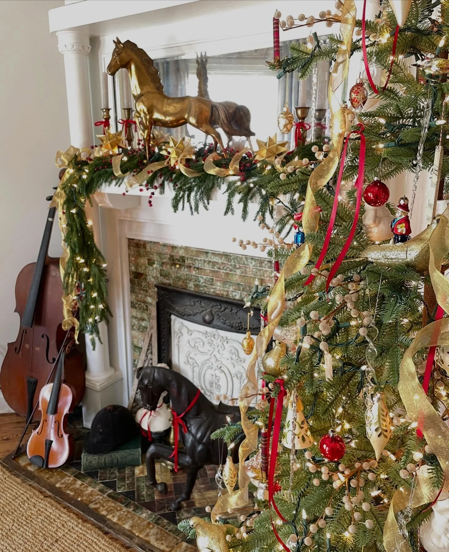 Wishing you all a very Merry Christmas!! 🎄🎁 

#arabellahomeindy #christmas #holidays