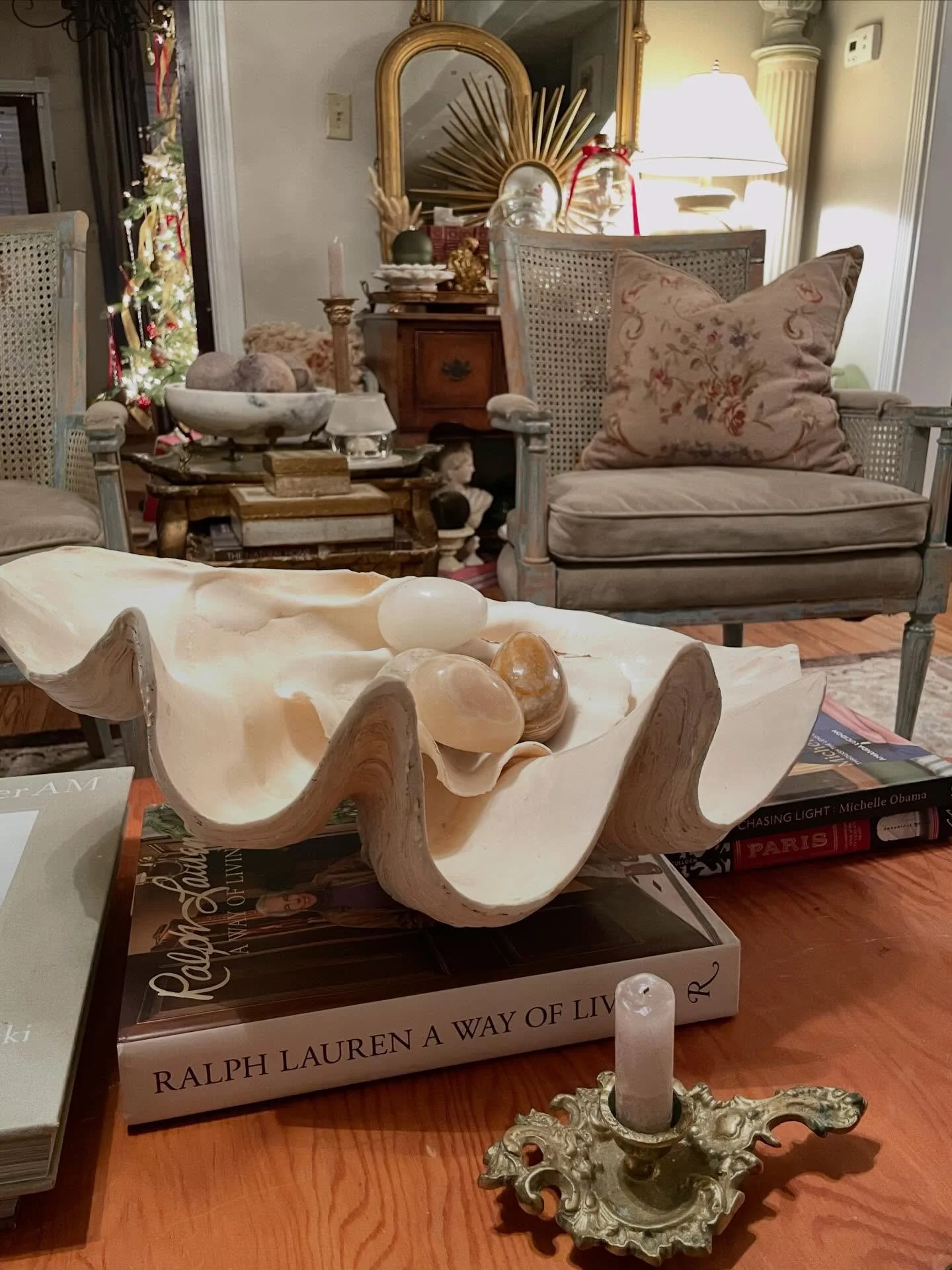 Wishing all of you peace, happiness and all the best in the new year!! We&rsquo;re grateful for each and everyone of you for supporting our small business and helping us grow. We look forward to serving you again and growing together in the year ahea