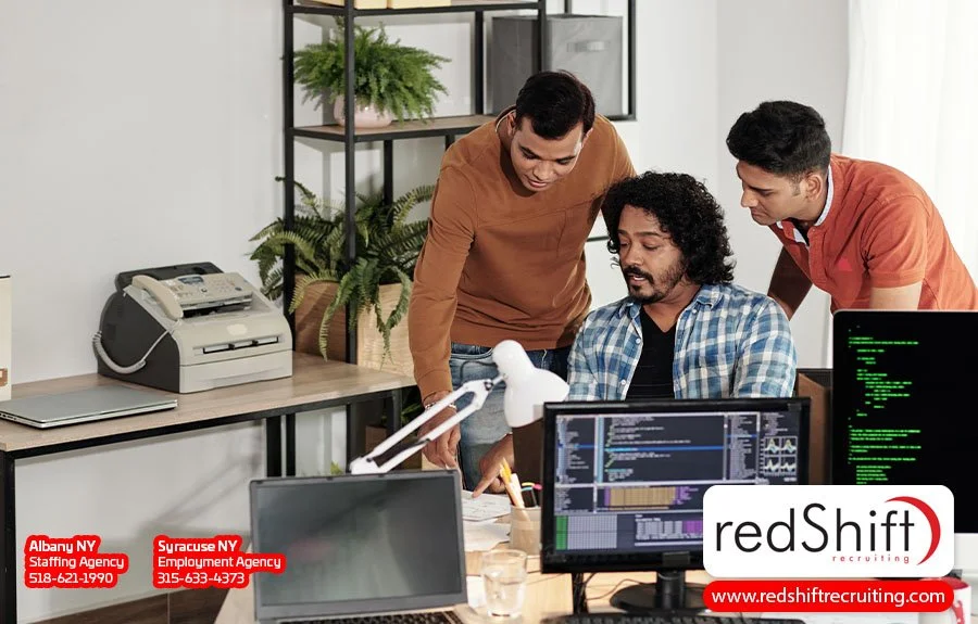 create lessons and class for developing expertise in various IT subjects to impress business managers