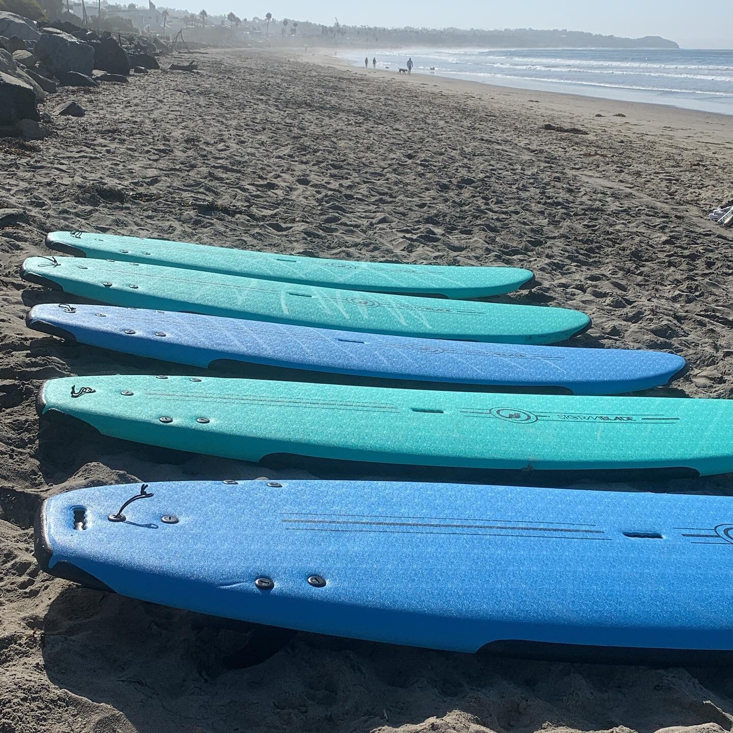 Waves are fun and the waters warm! Book a lesson on our website for this week / weekend! #malibu #malibusurf #surflessons #malibusurflessons #la #cali  #malibu #malibubeach