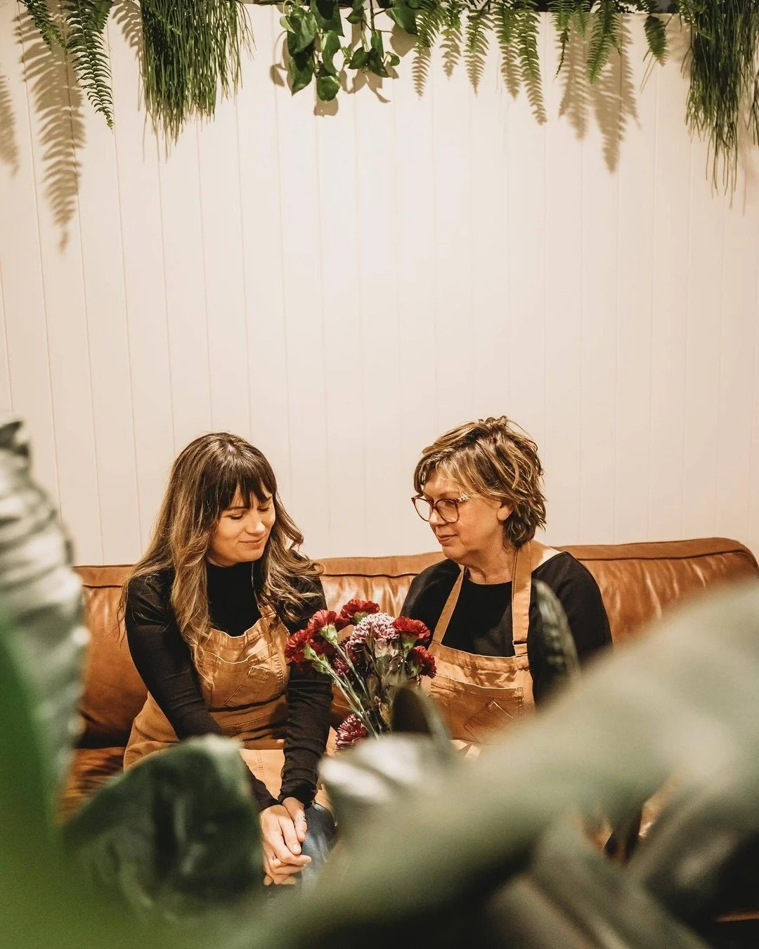 Blooms, gifts, coffee &amp; food, brightening gloomy Autumn days. From the moment you walk in store, you are
welcomed by nature and nurture at the gorgeous @thebotanichouse