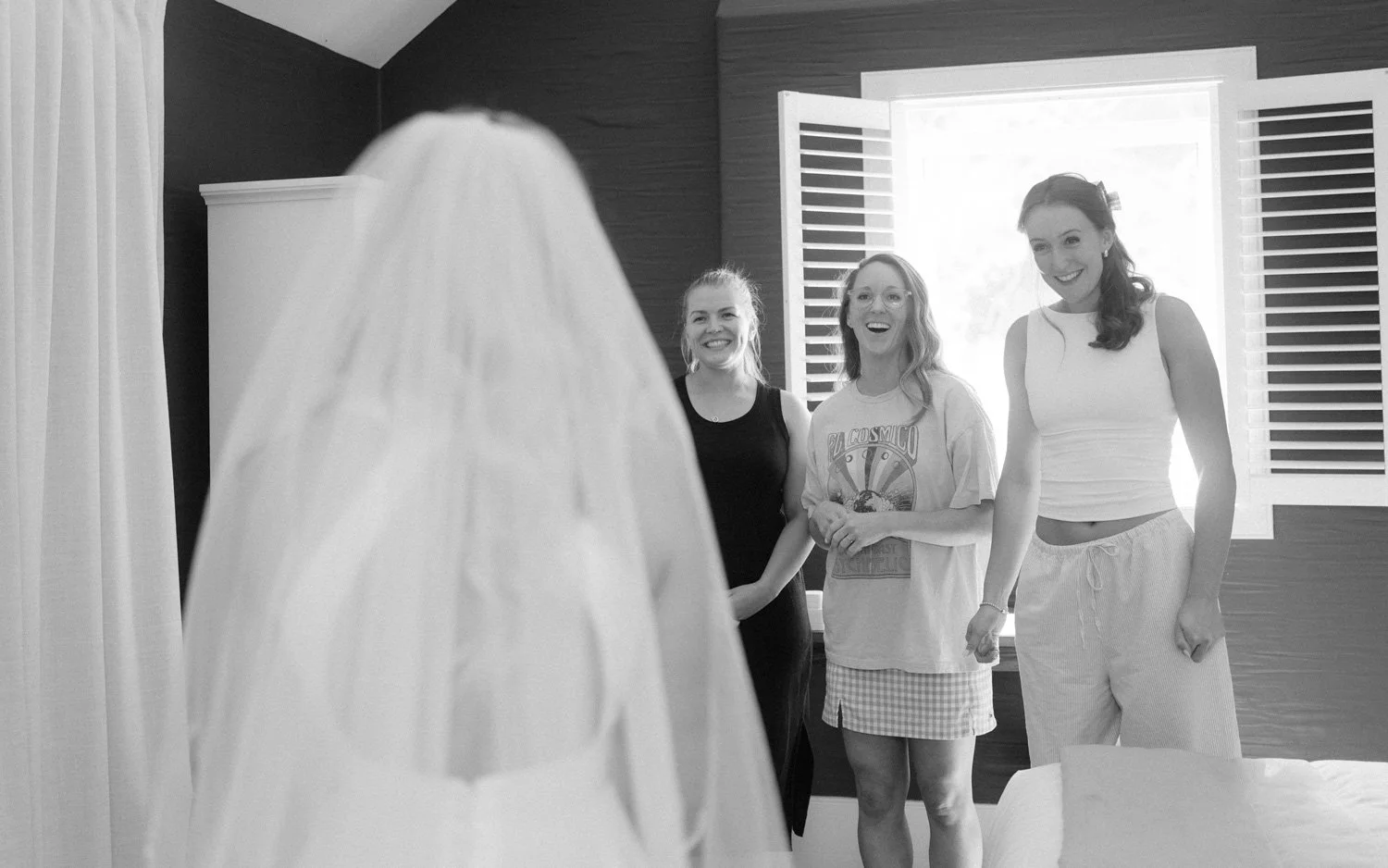 bridesmaids seeing bride in queenstown wedding airbnb