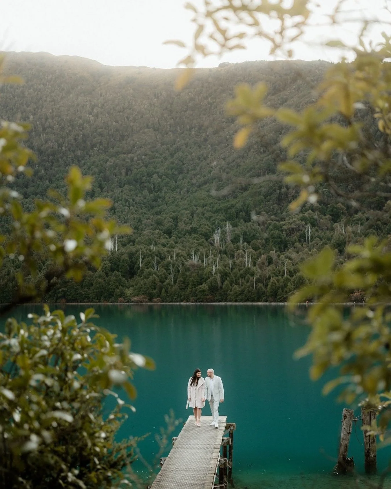 This little spot in Queenstown is pure magic! 
.
#queenstownproposal #queenstownsurpriseproposal #queenstownproposalphotographer #queenstownprewedding #queenstownelopementlocation #queenstownweddinglocations #elopeinqueenstown #queenstowncoupleshoot 