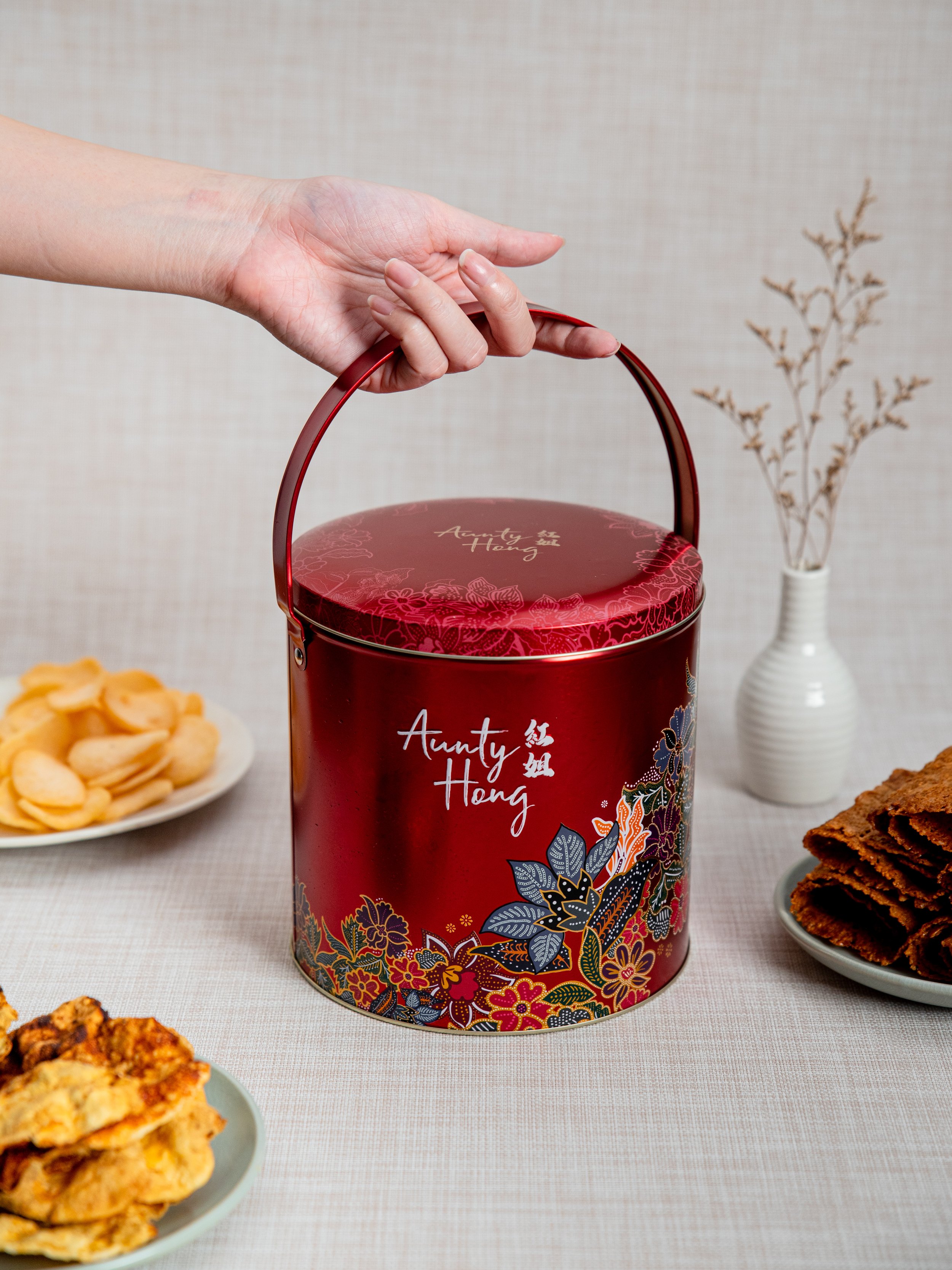 Packaging_RedTin_2.jpg