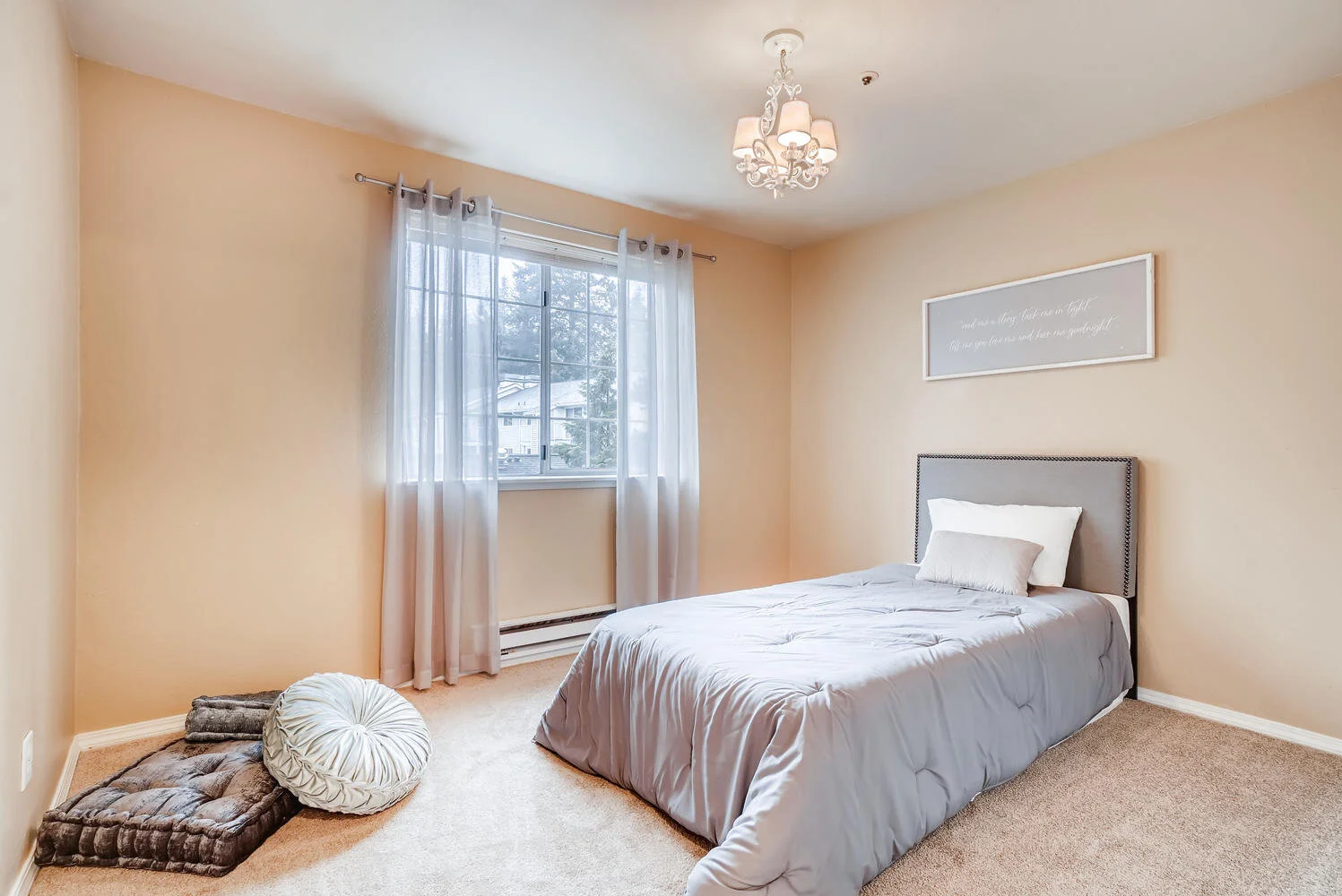 Lake Forest Park Condo — M O N A R C H I N T E R I O R S