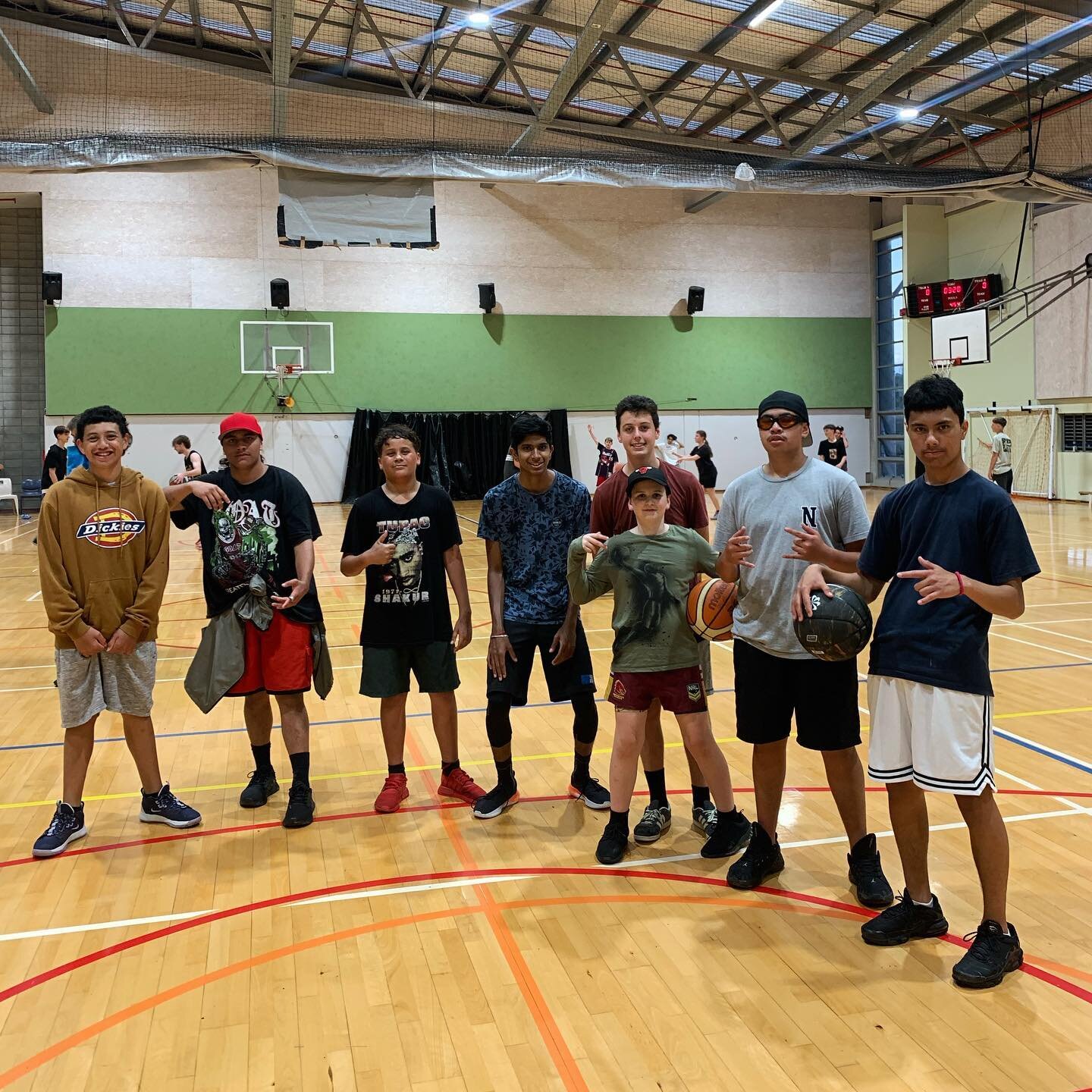 Anyone still reminiscing about Friday night? Ballers went out with a bang 💥 Solid games, Pep talk inspo brought by @jadenmovold , baller fuel 🍕🌭, awards and dunk contest 🔥 

We have had an absolute blast balling with you in 2022 and can&rsquo;t w