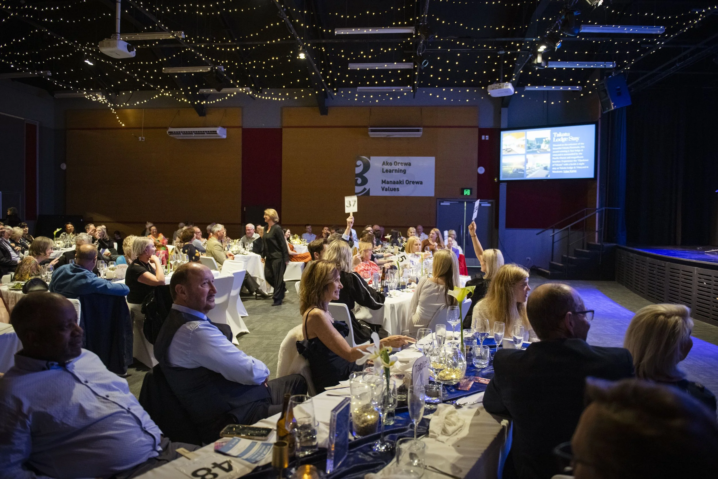 Dining for a Difference-8500617.jpg