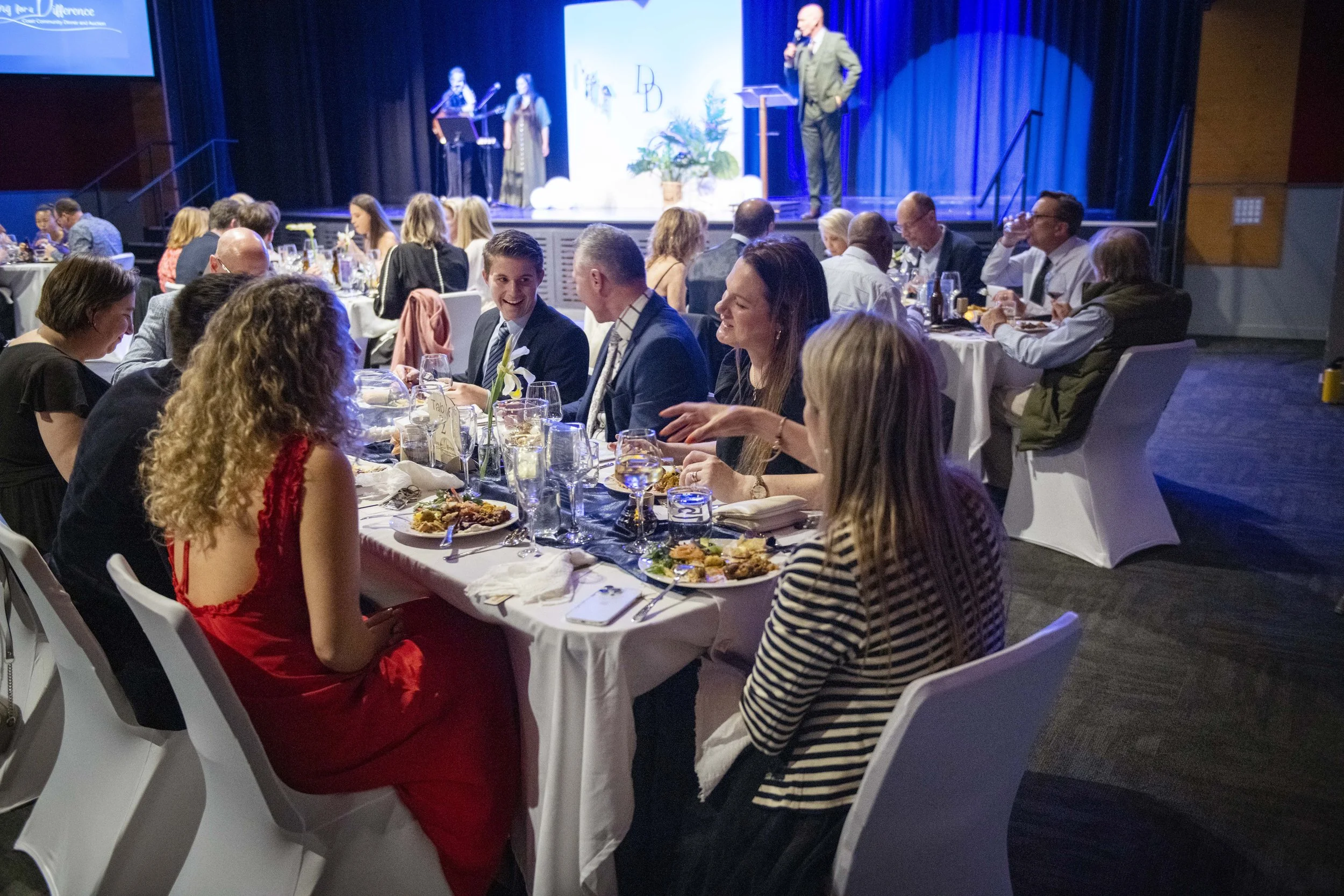 Dining for a Difference-8500567.jpg