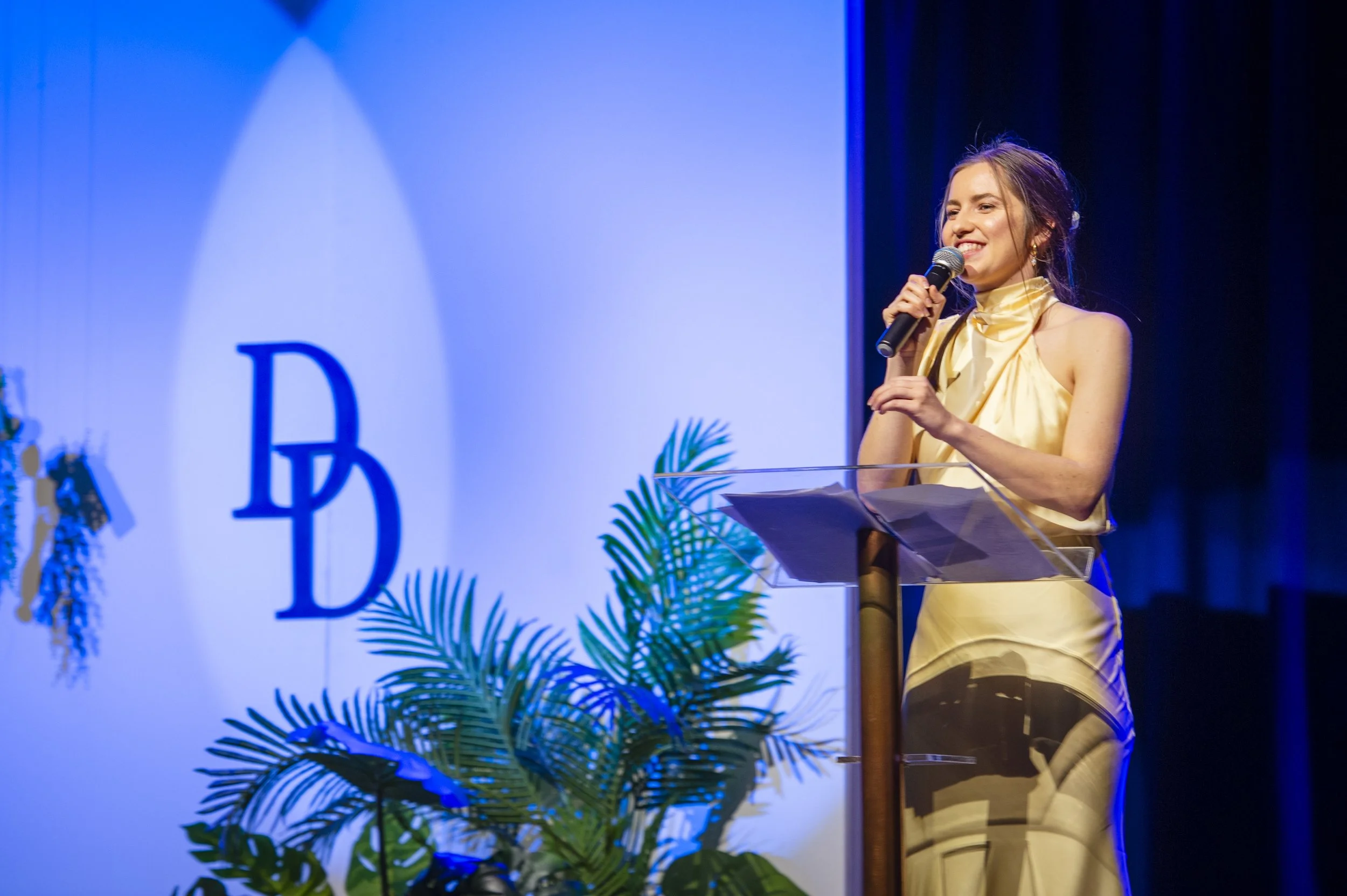 Dining for a Difference-2654.jpg