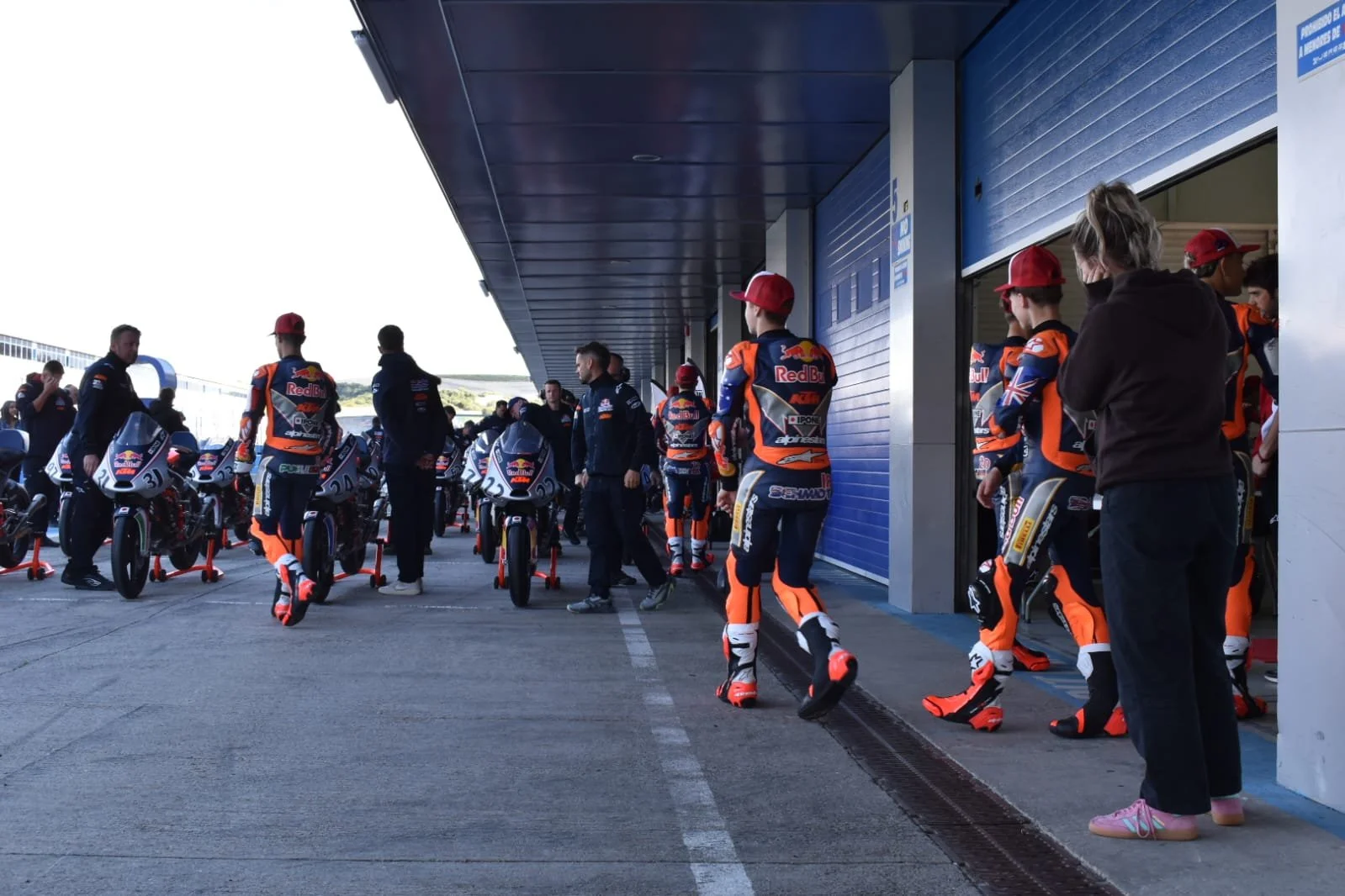 Preseason testing with the Redbull Rookies at Jerez, Spain. Collecting images and doing some concept sketches for an upcoming work.