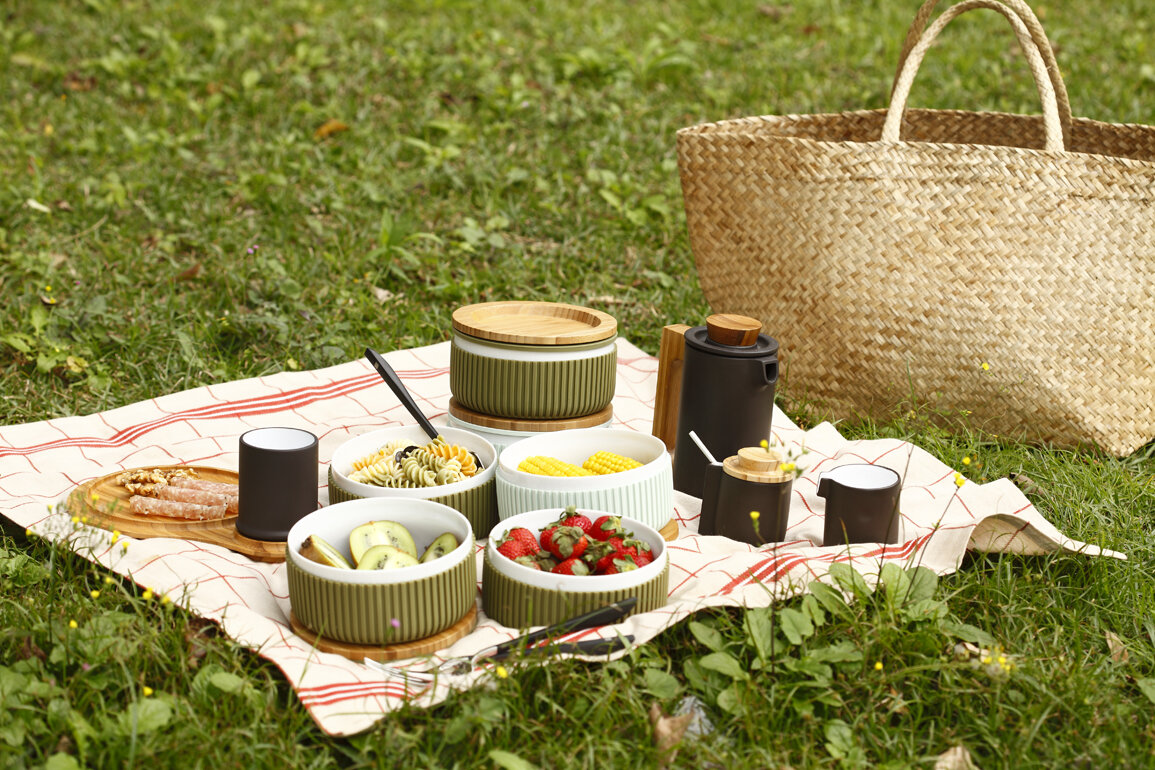 JIA_PurpleClayCoffeeSet_PicnicMood 0.jpg