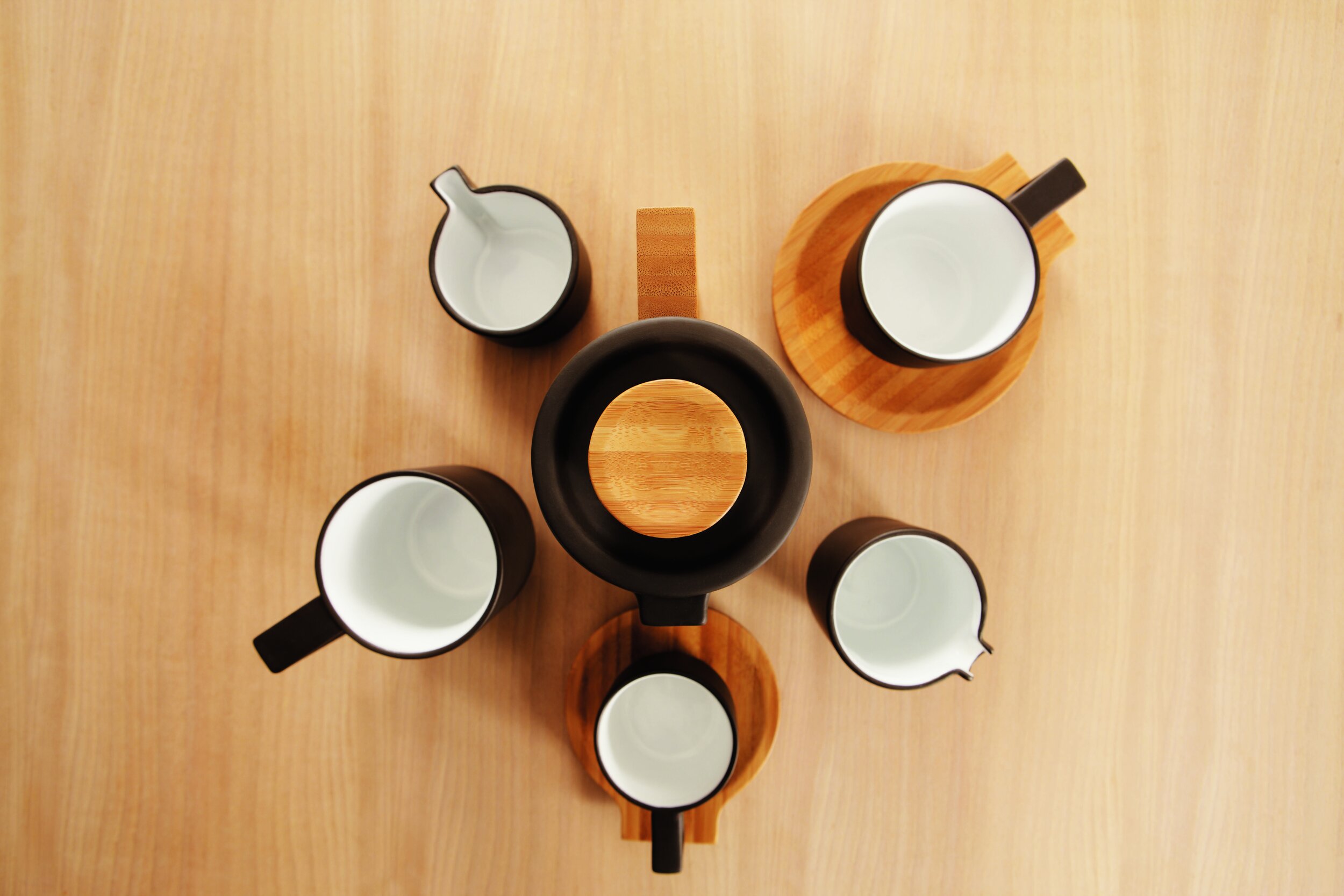 JIA_PurpleClayCoffeeSet_Mood02.jpg