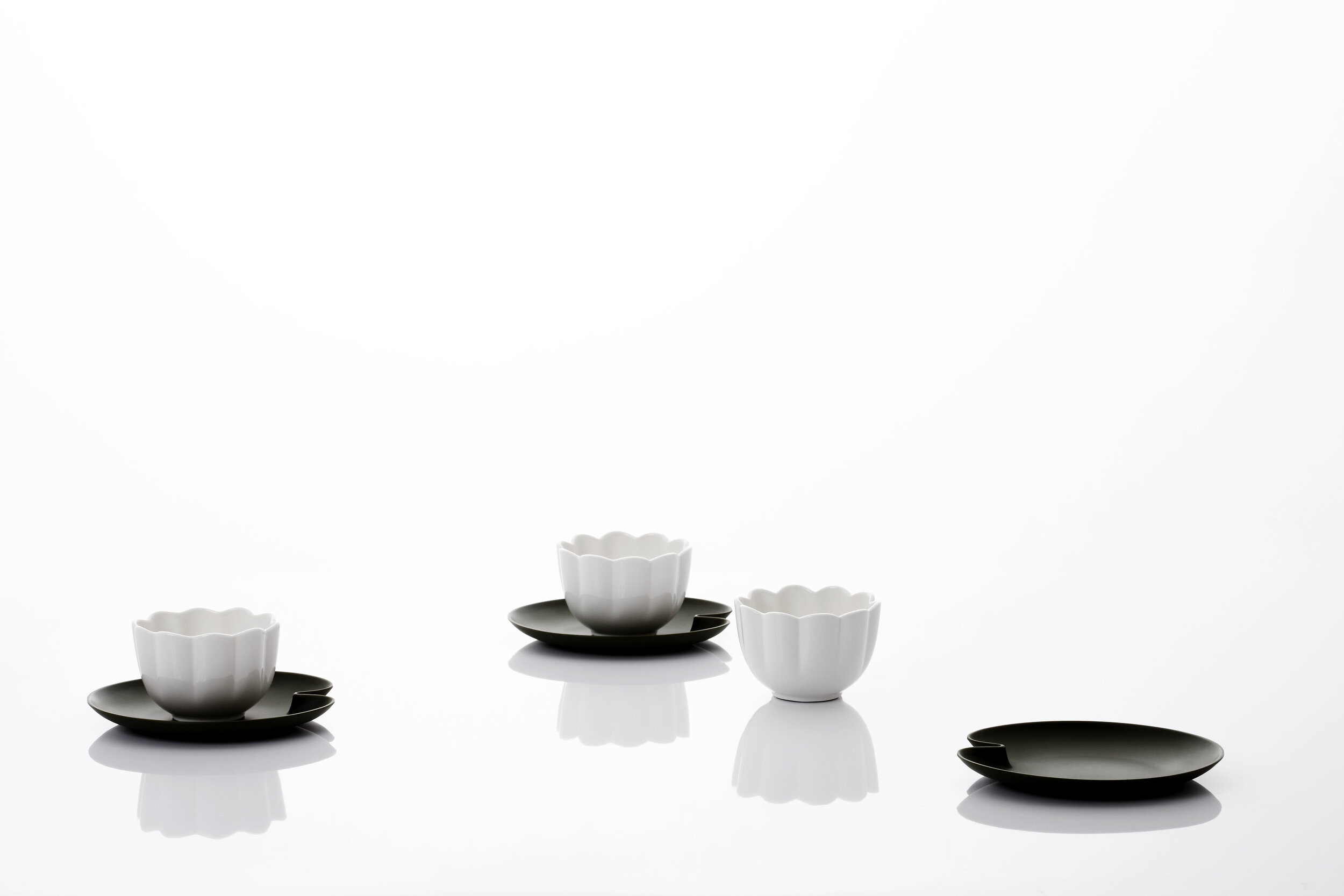 JIA_NPM_LotusDessertSet_Group03.jpg