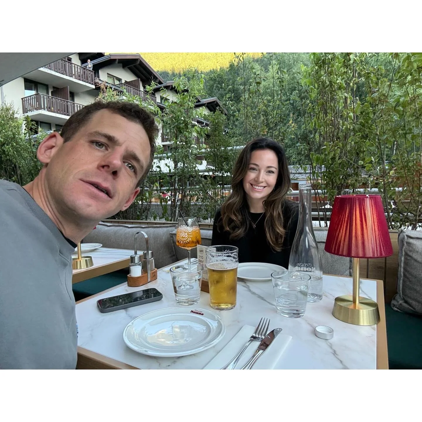 Date night! Gotta get some R and R in amongst such a busy season 👌🏼

#datenight #casanonnachamonix