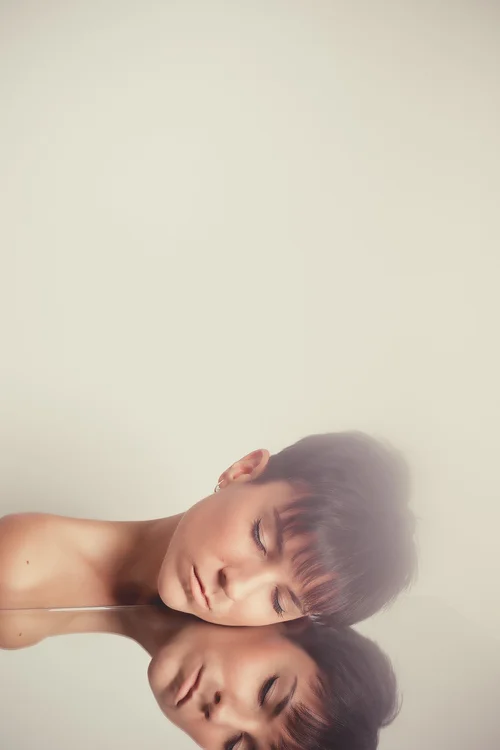 How to Shoot Studio Portraits at Home: Ultimate DIY Guide