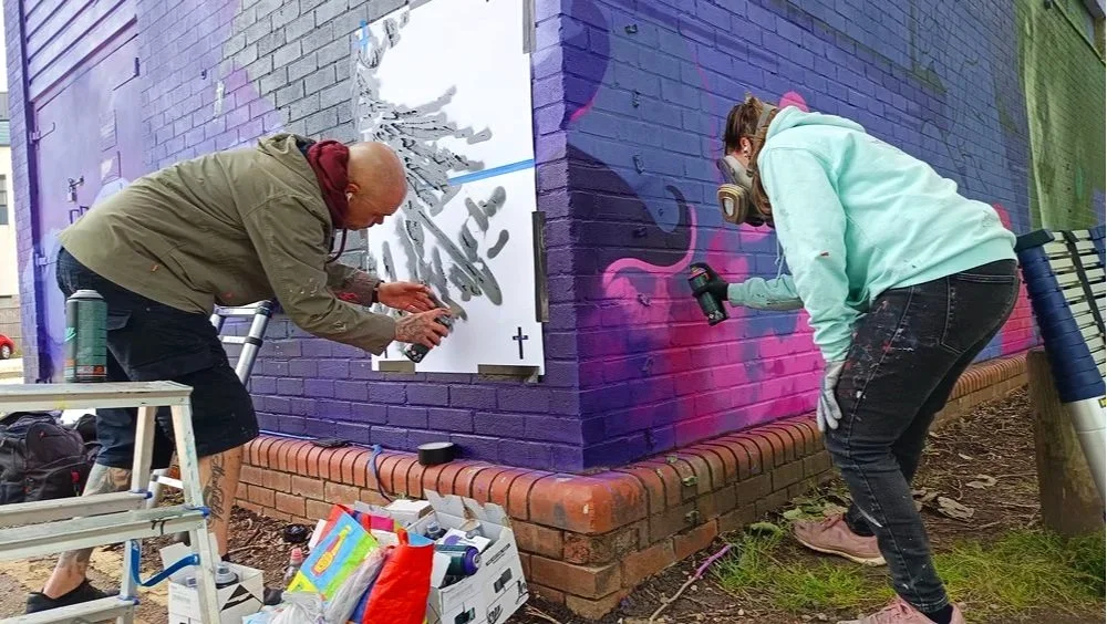 Pete Lee, Emerging Mural Artist, shares their Skills-Share Mural Story