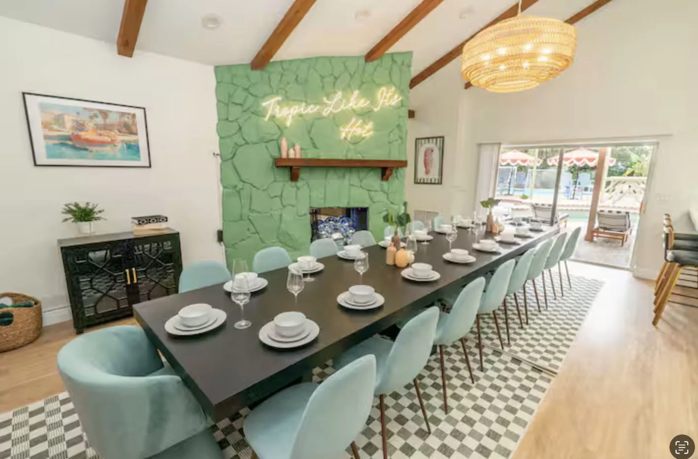 LodgingPhotos_DiningRoom.jpg
