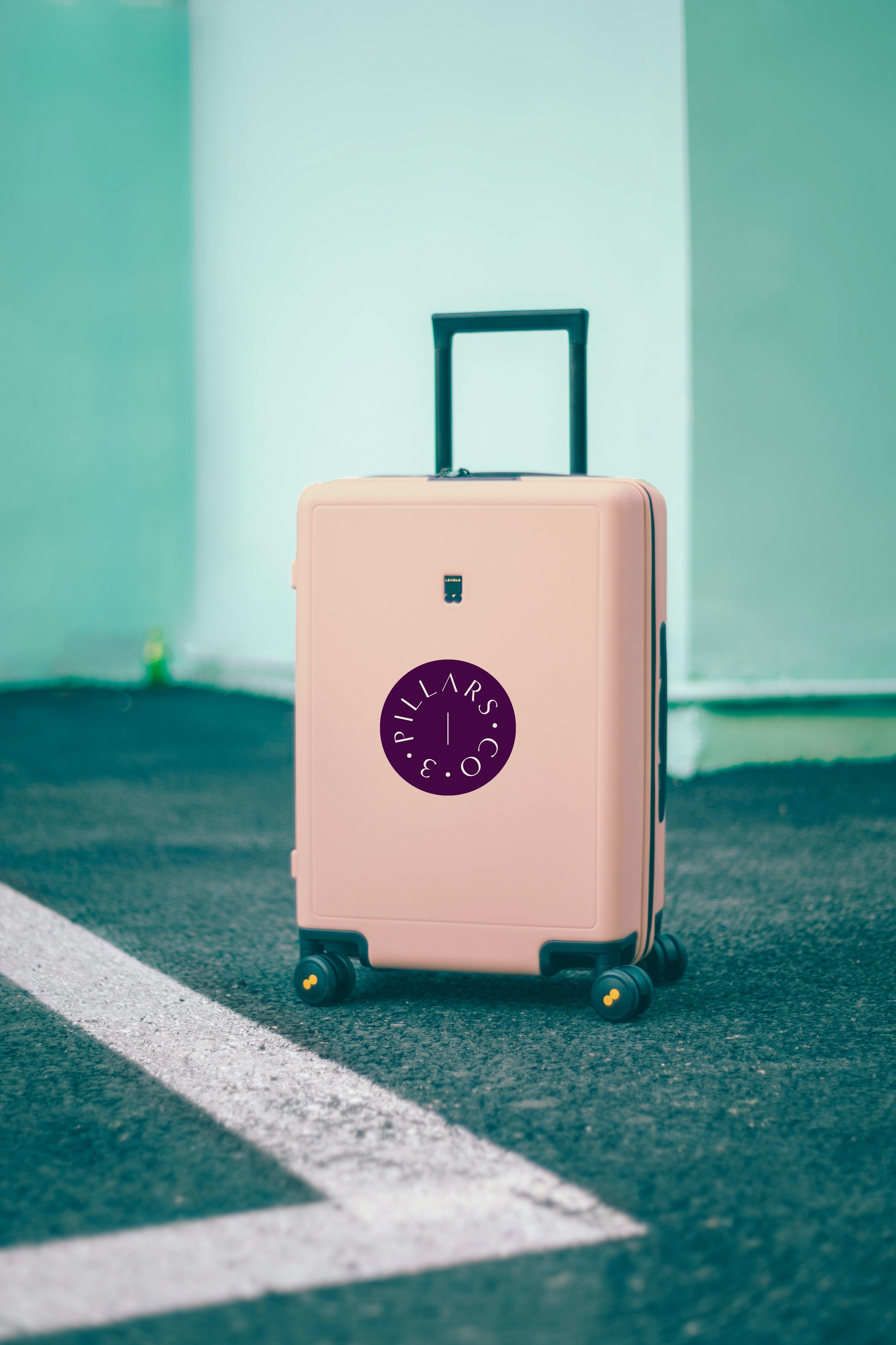 3PC_Mockup_Luggage_02.jpg