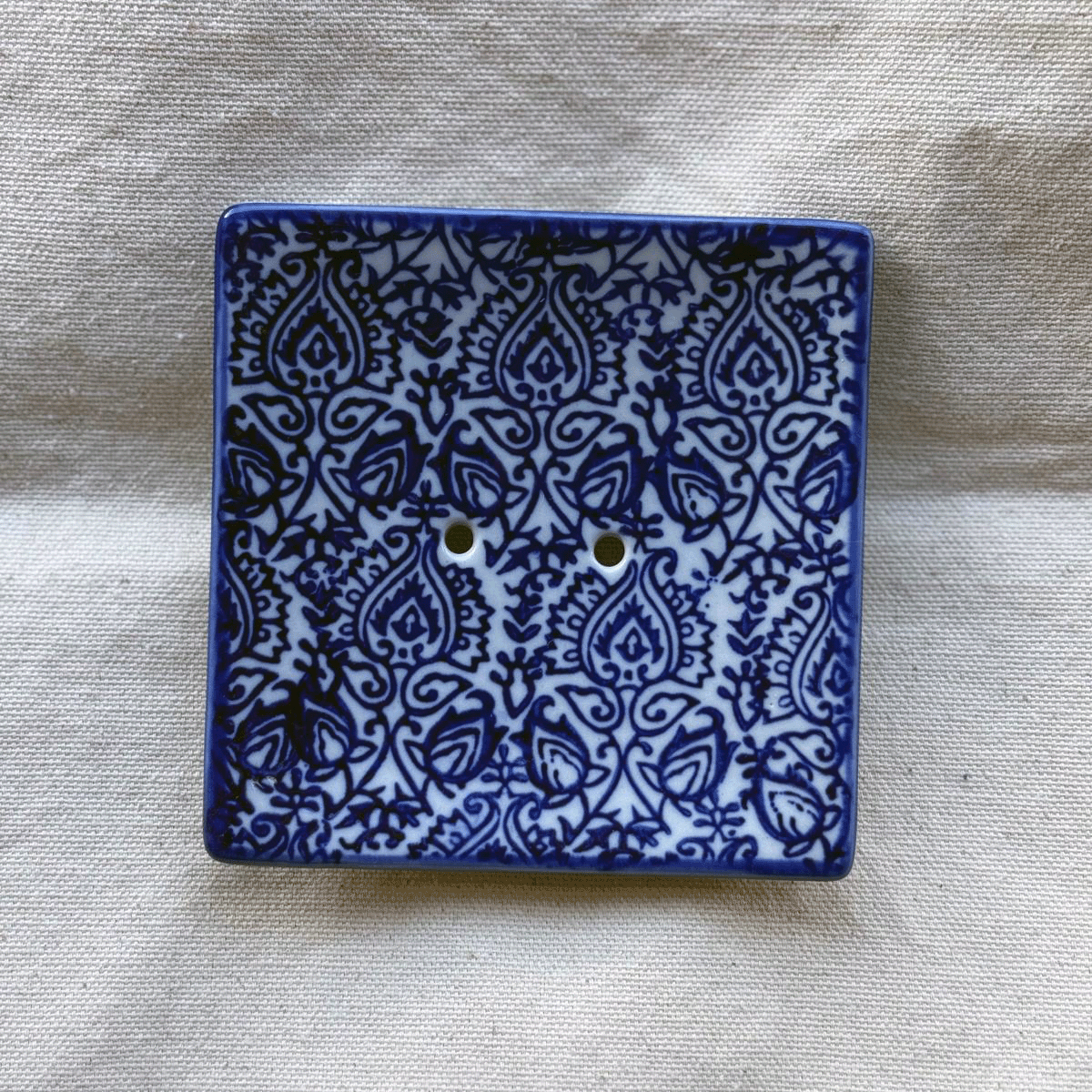 redecker-ceramic-soap-dish-tvålkopp_floral.png