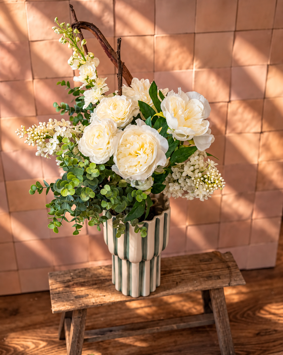 Bouquet de fleurs artificielles "Blanc et Verdure"