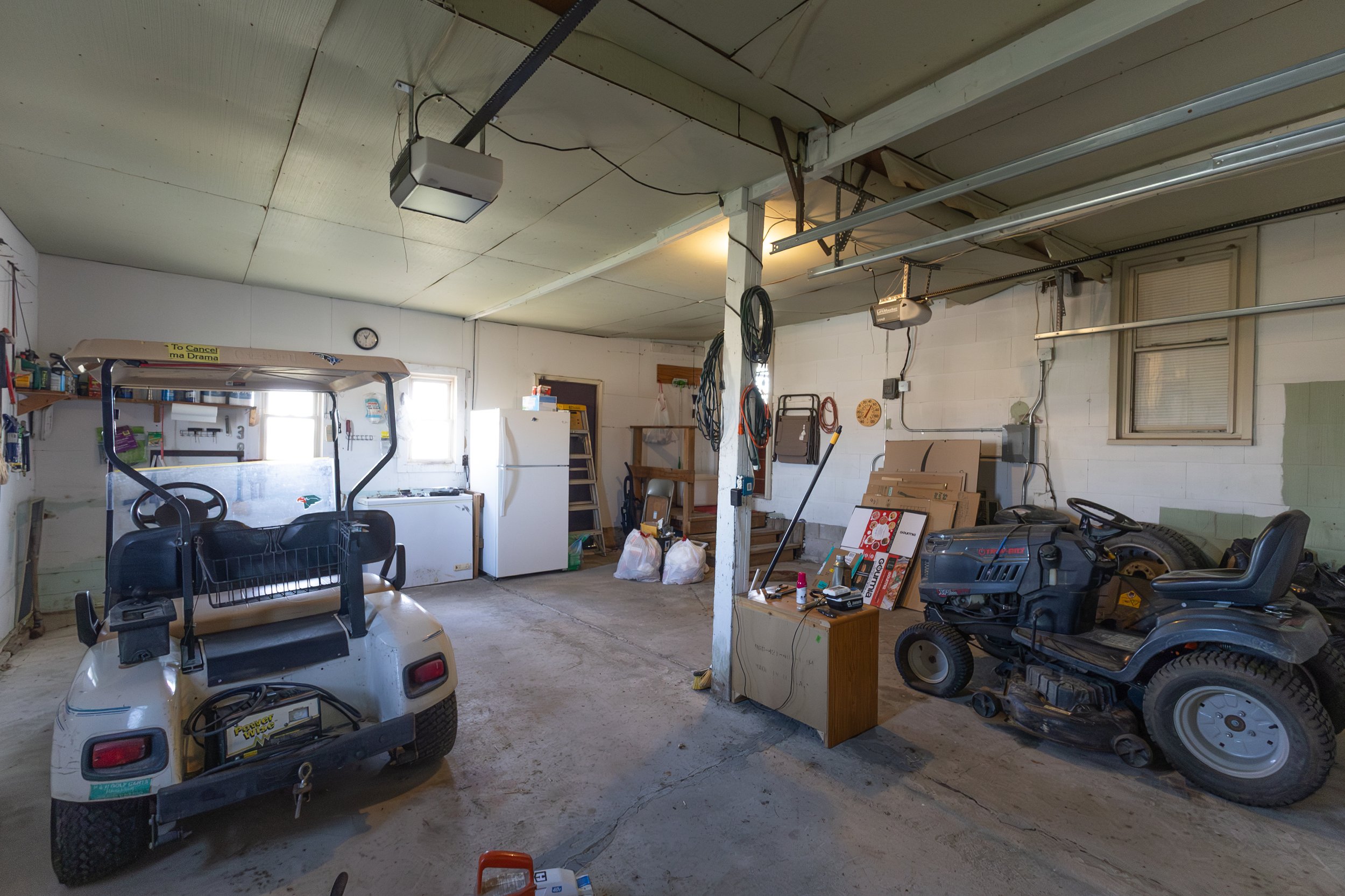 Garage-1.jpg
