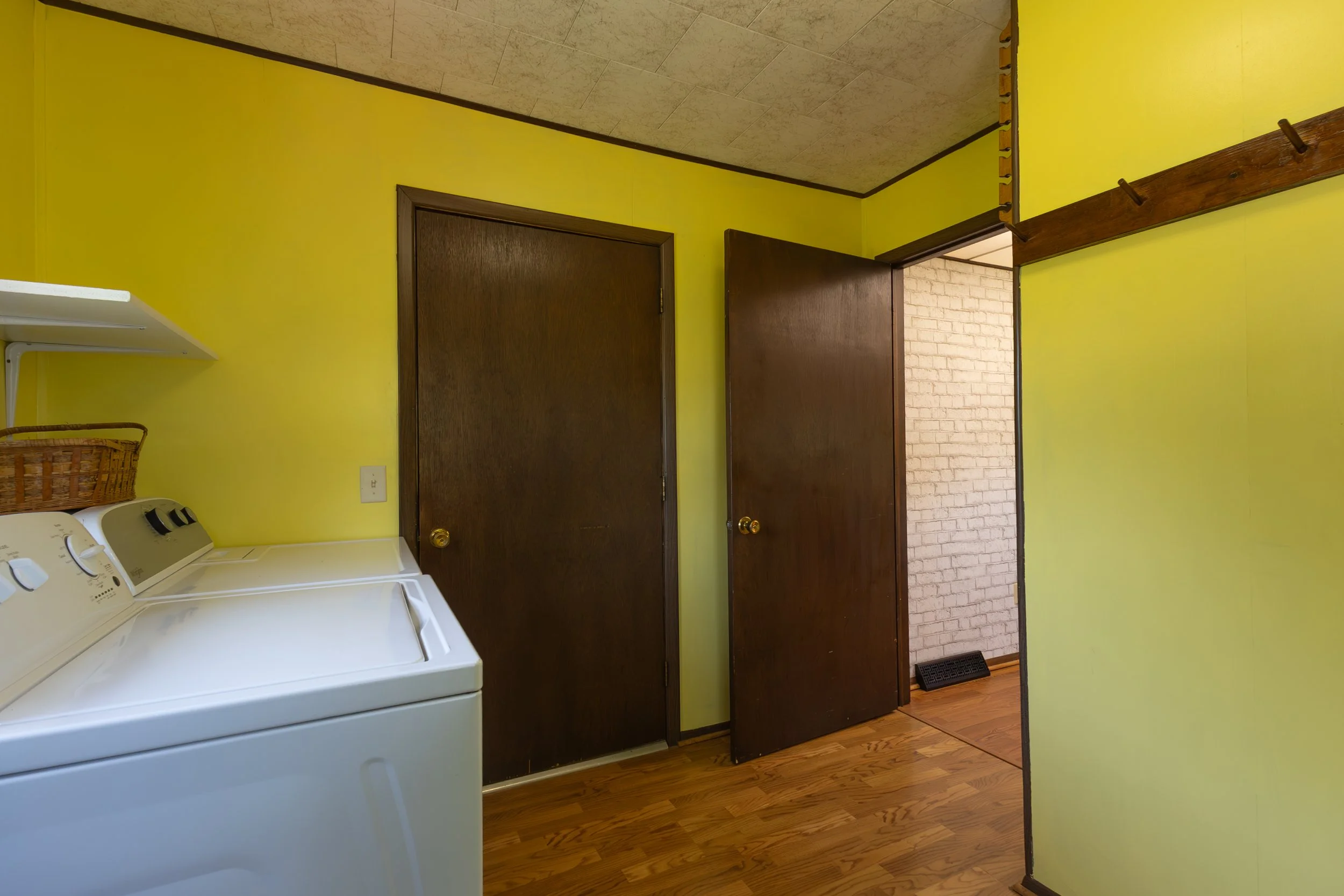 Laundry room-1.jpg