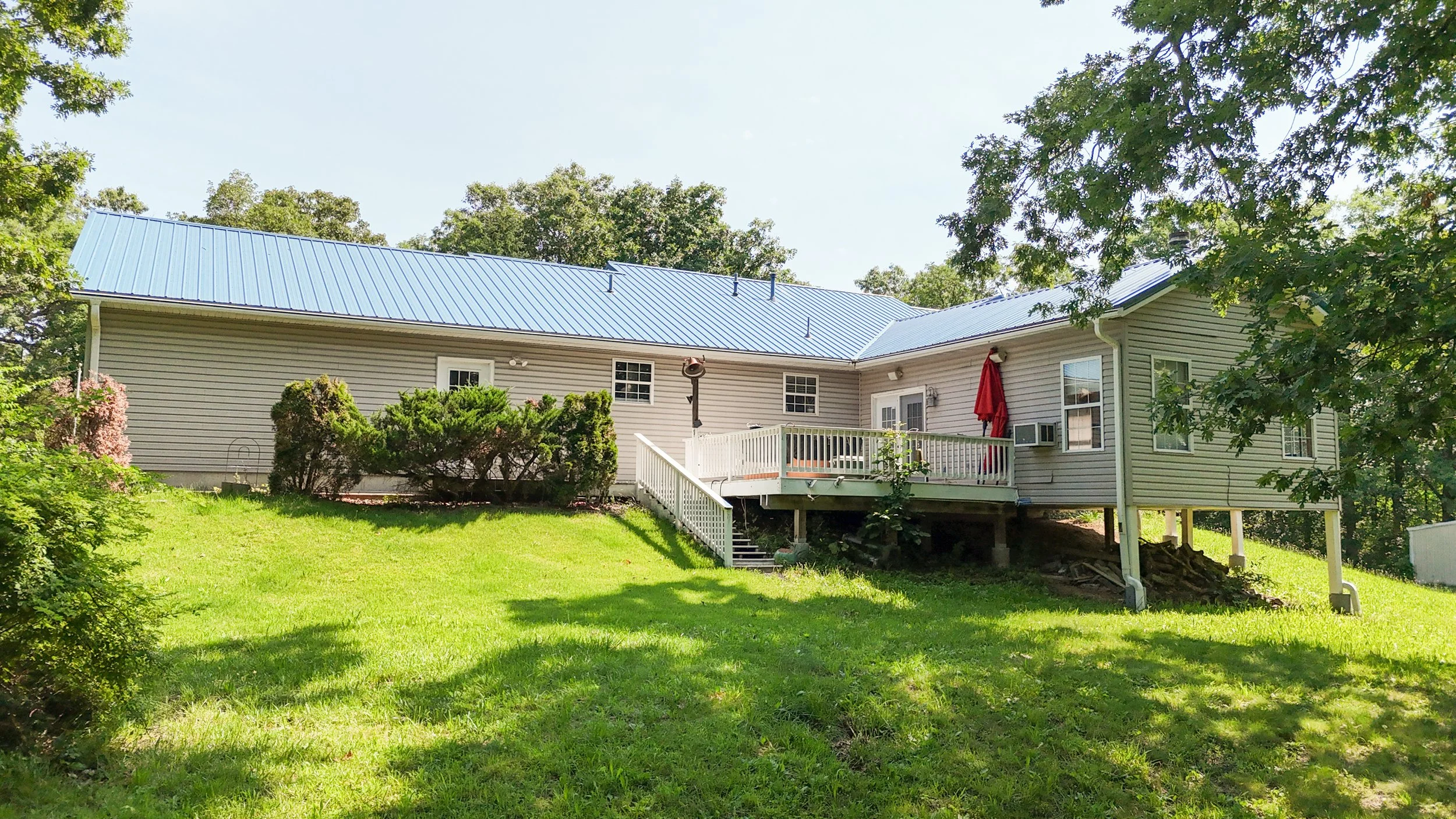 Back of house-5.jpg