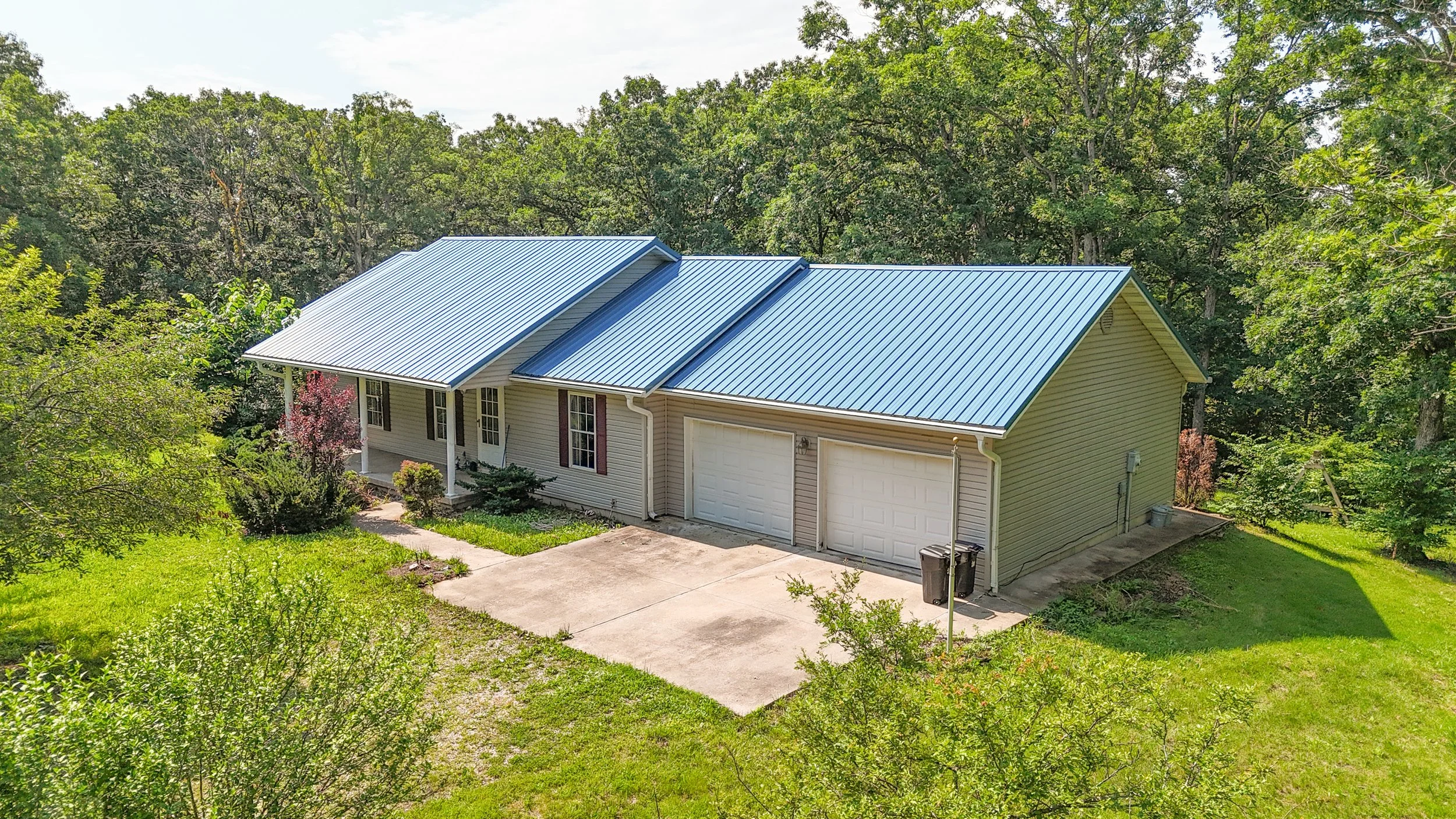 Front of house-5.jpg