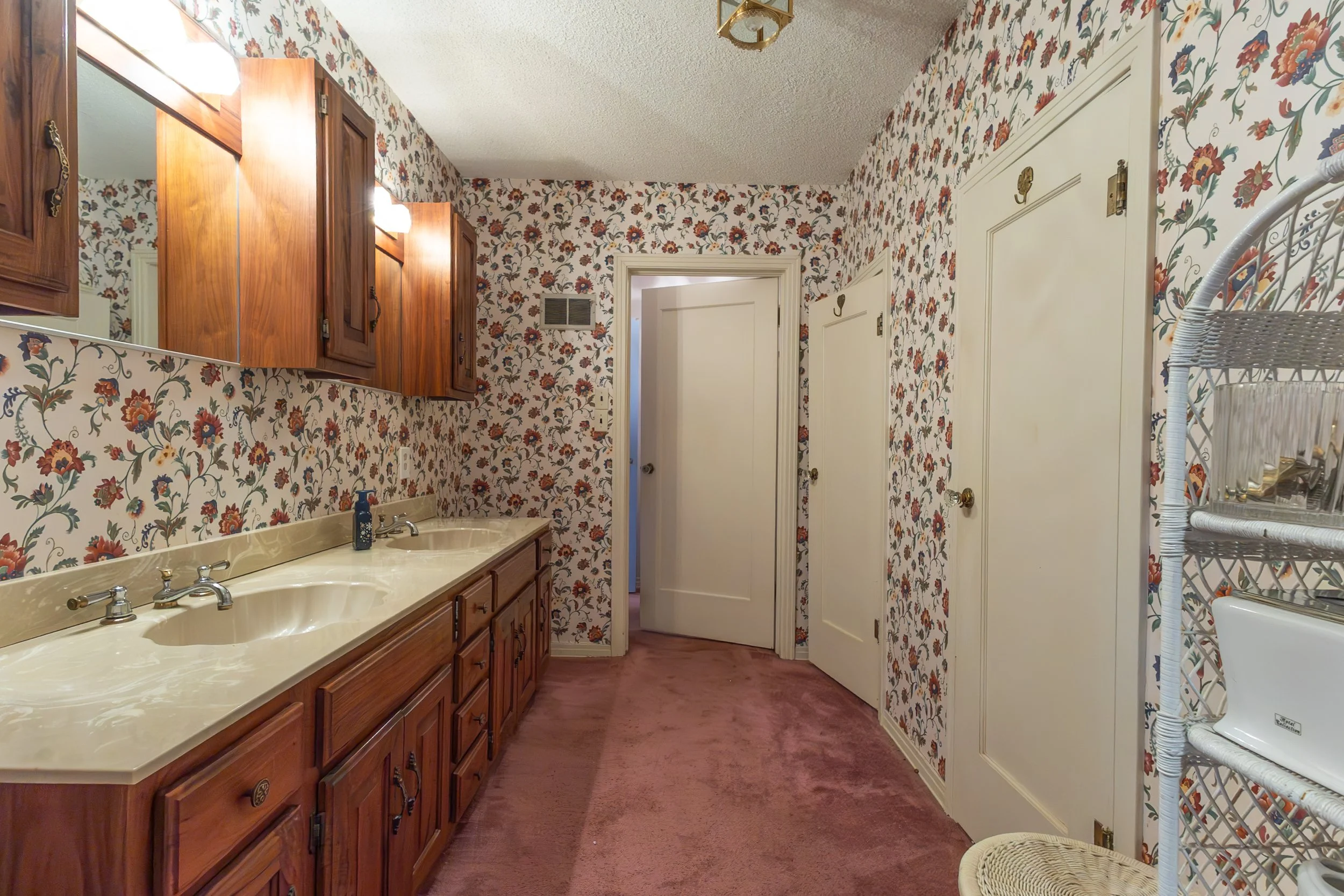 Bathroom-2.jpg