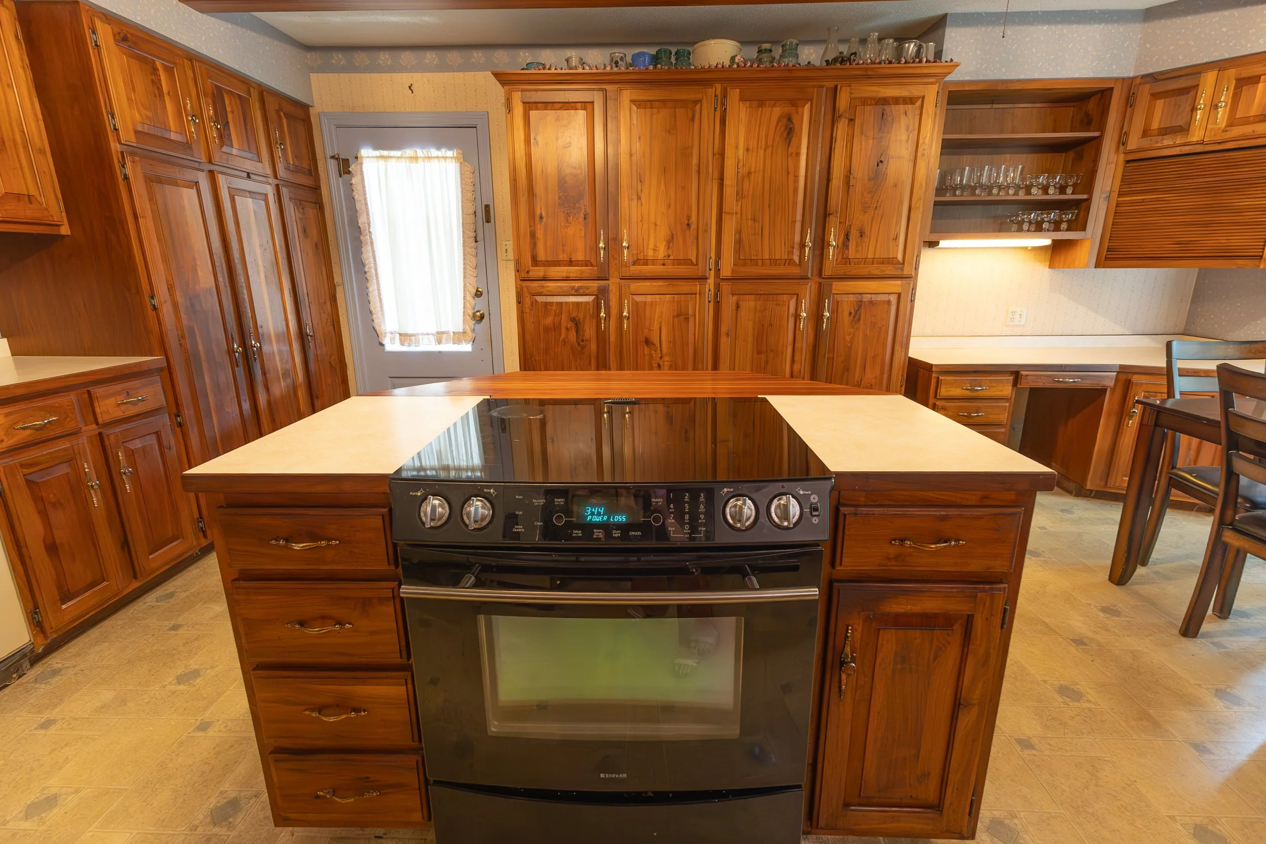 Kitchen-3.jpg