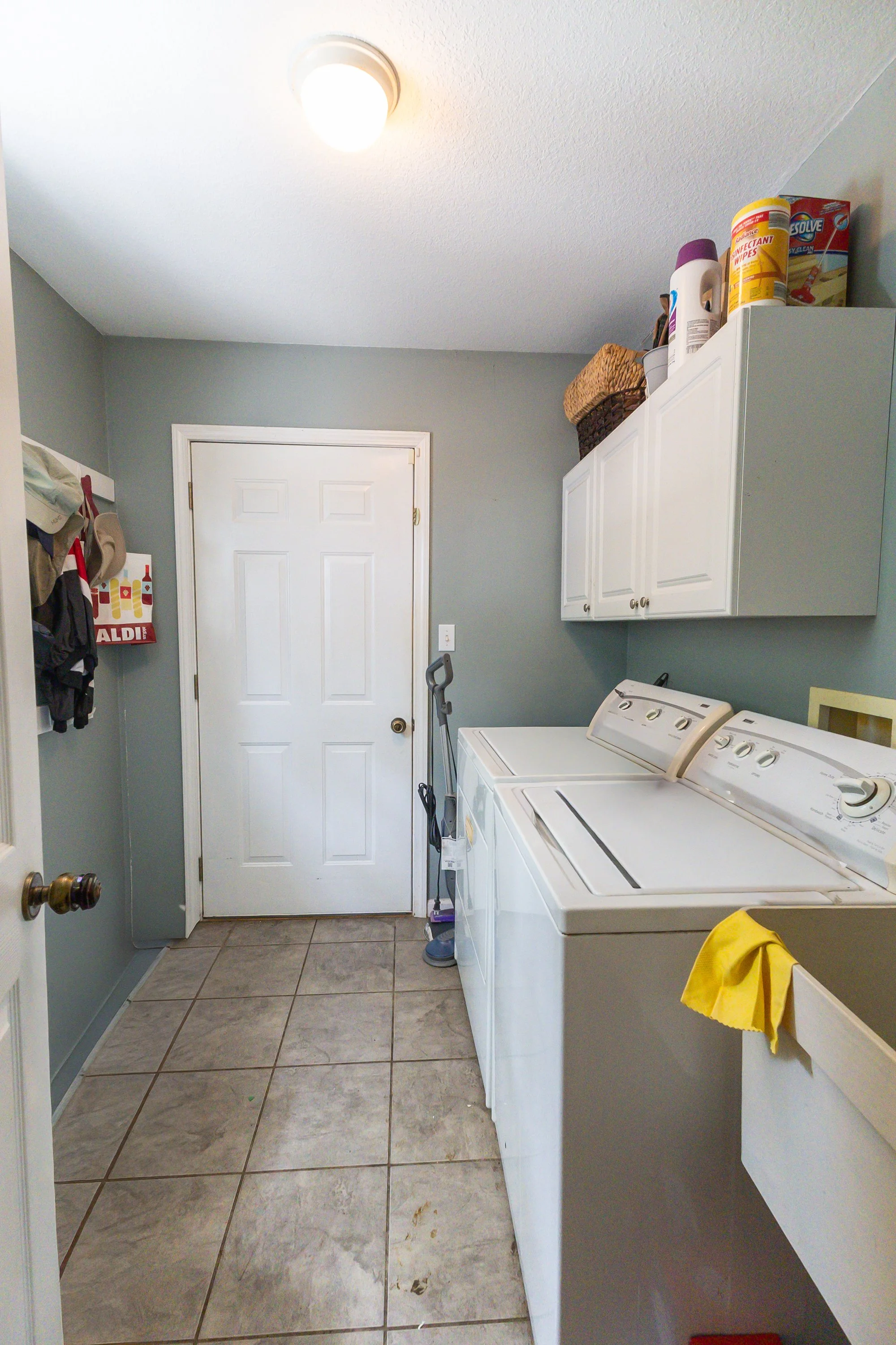 Laundry room.jpg
