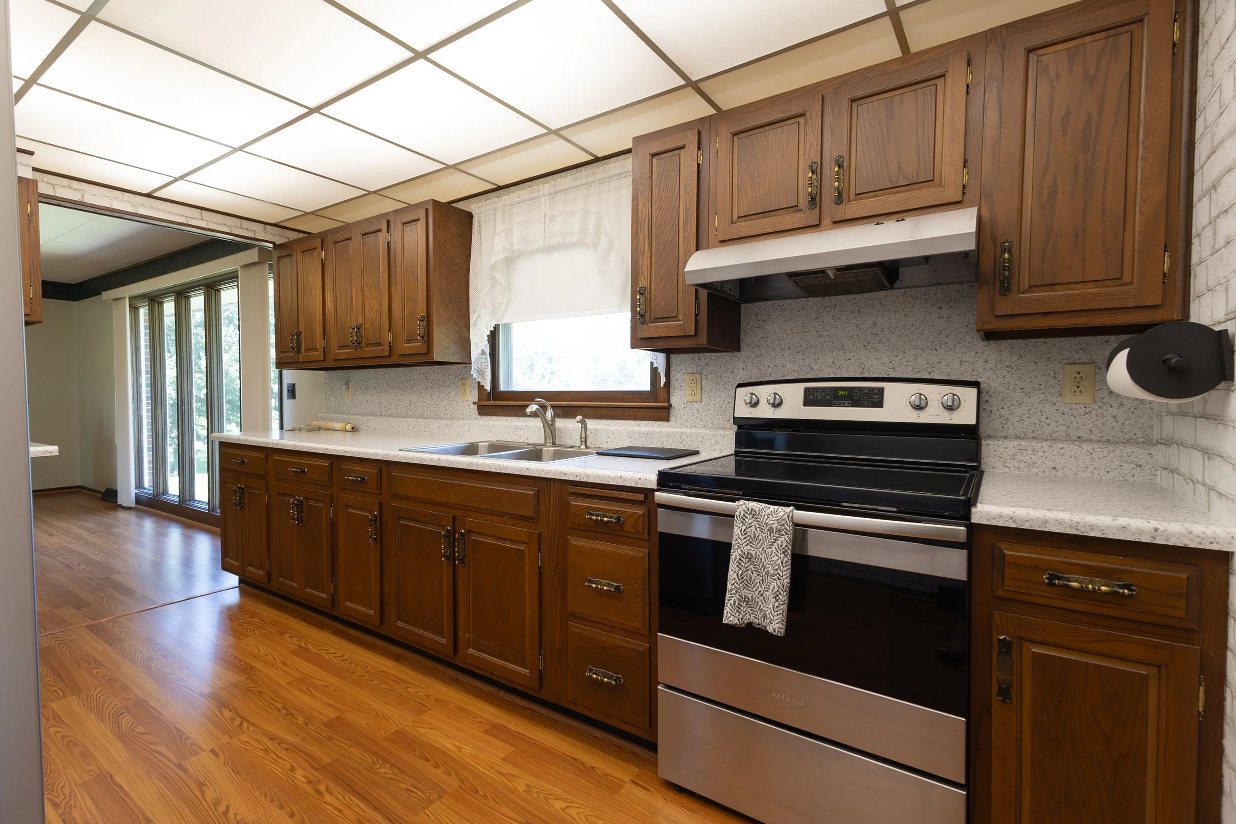 Kitchen-2.jpg