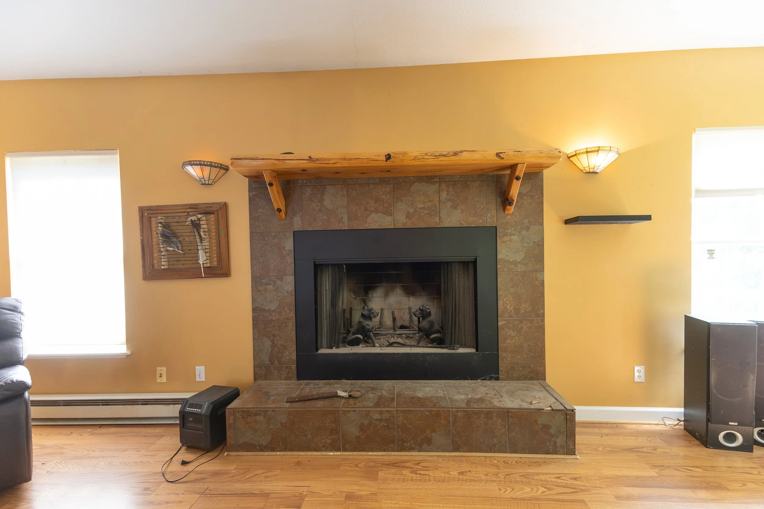 Family room-2.jpg