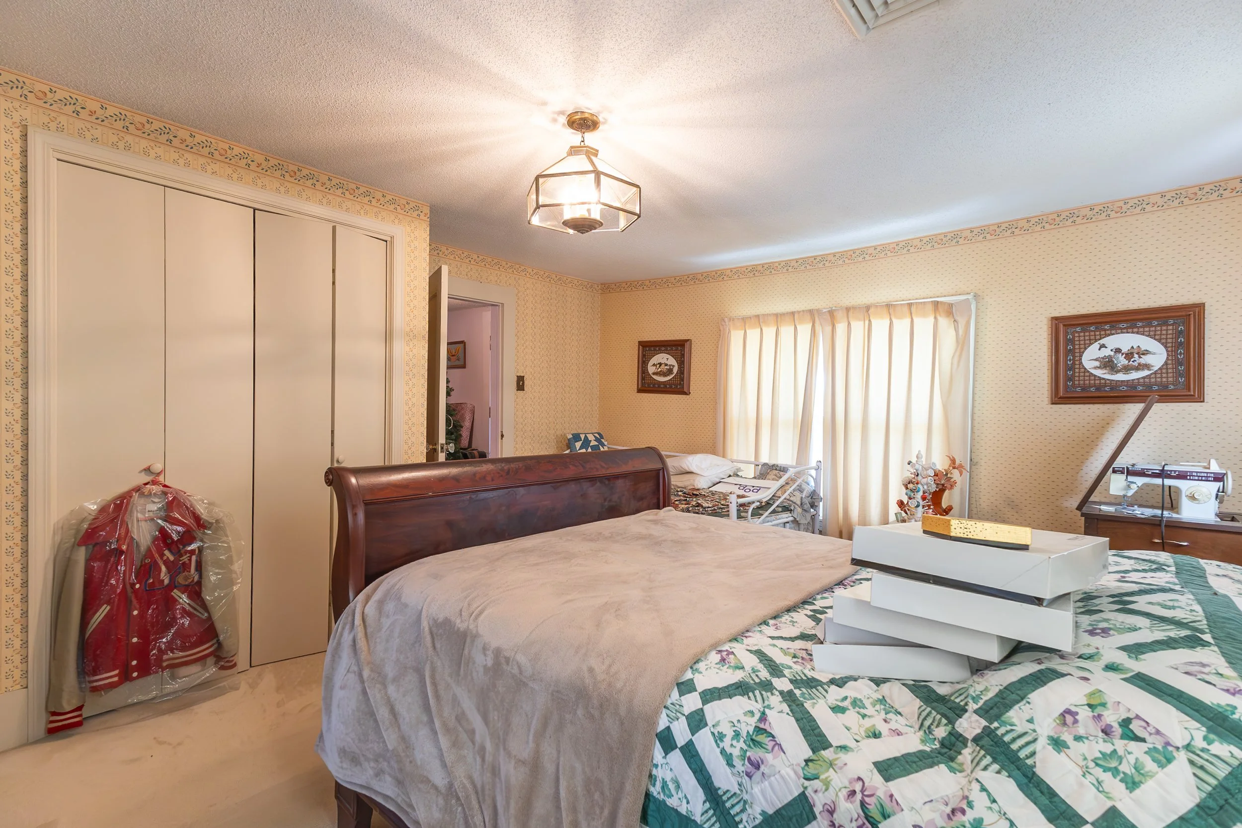 Bedroom 3-1.jpg
