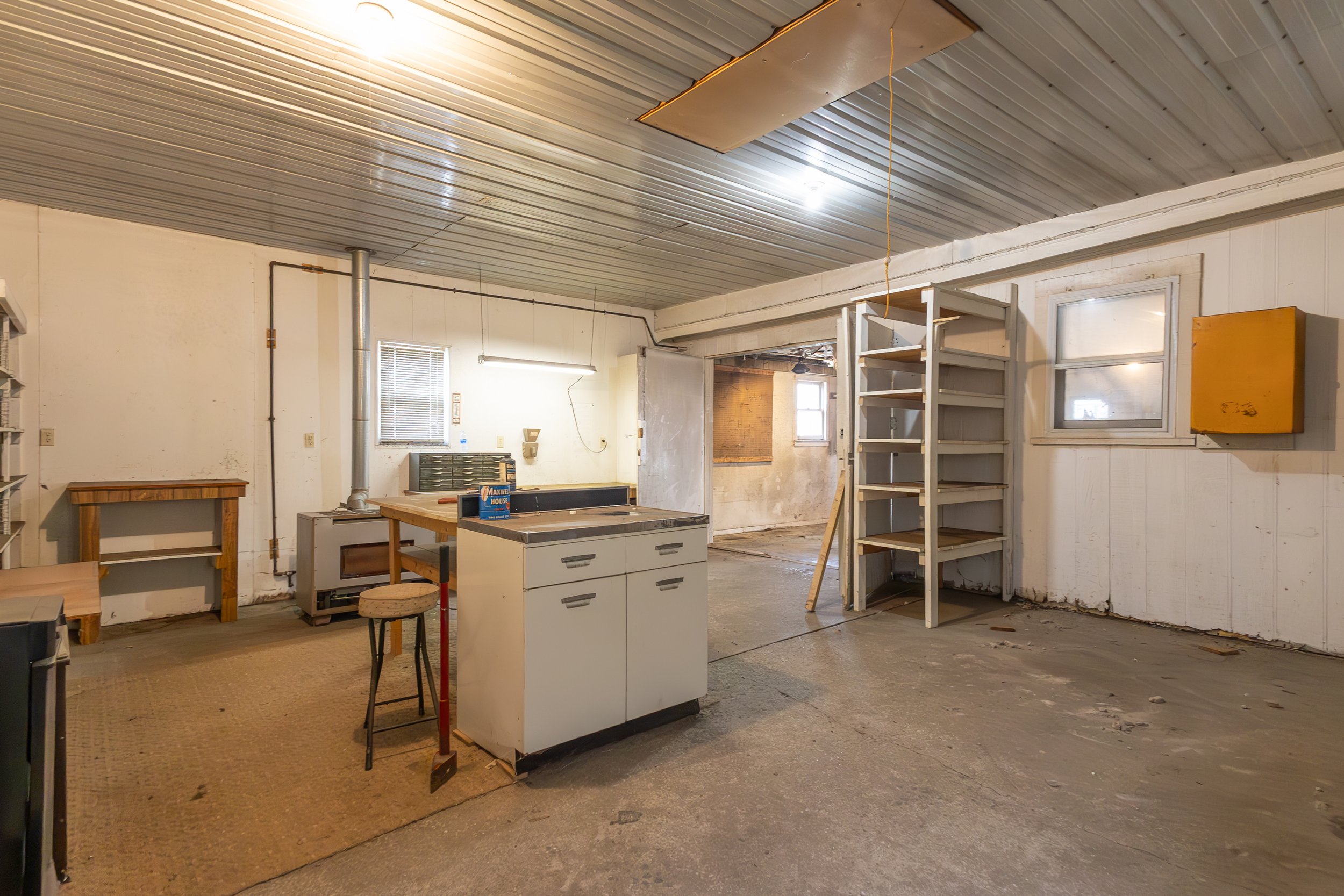 Garage_shop-2.jpg