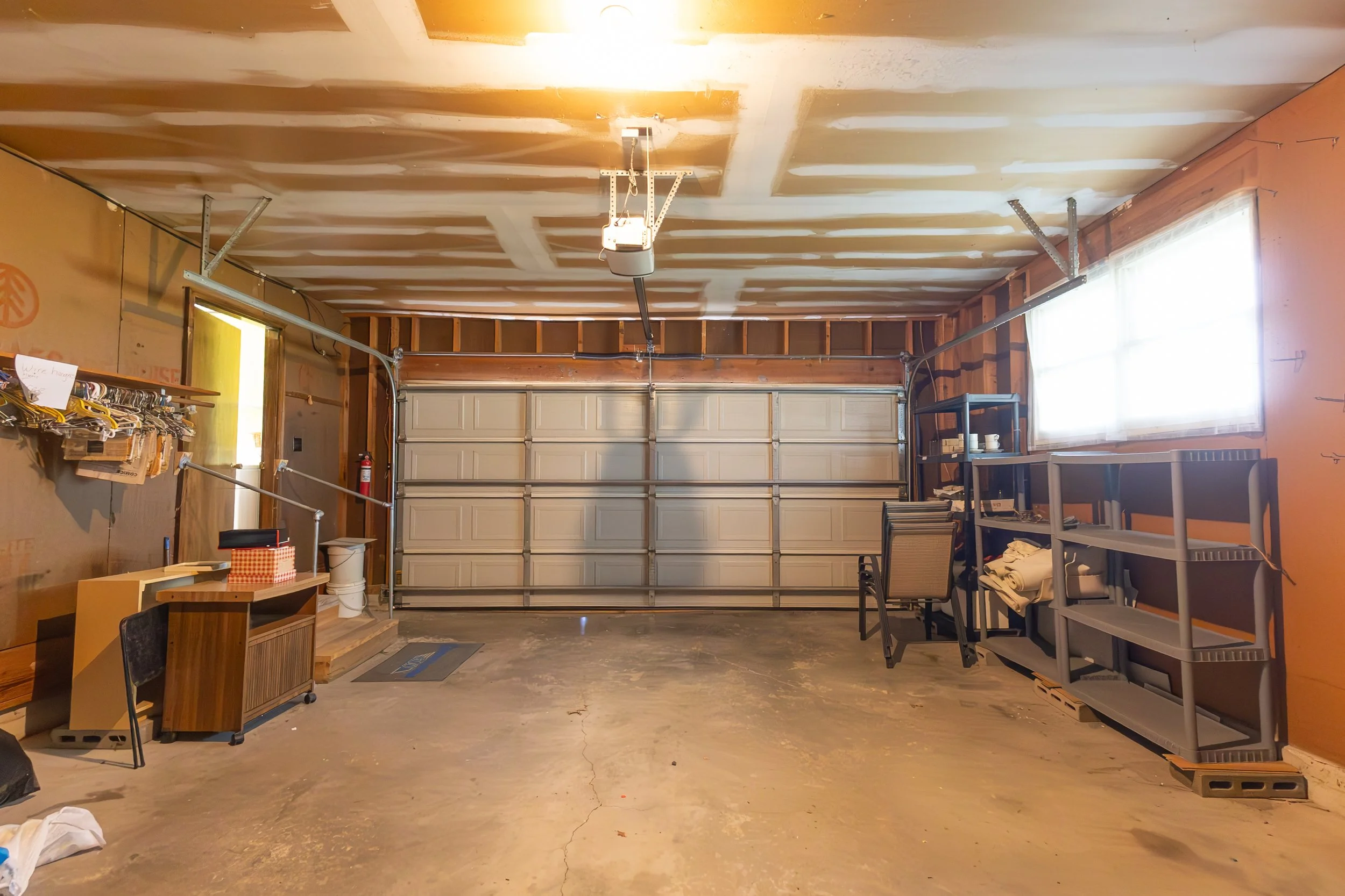 Garage-1.jpg