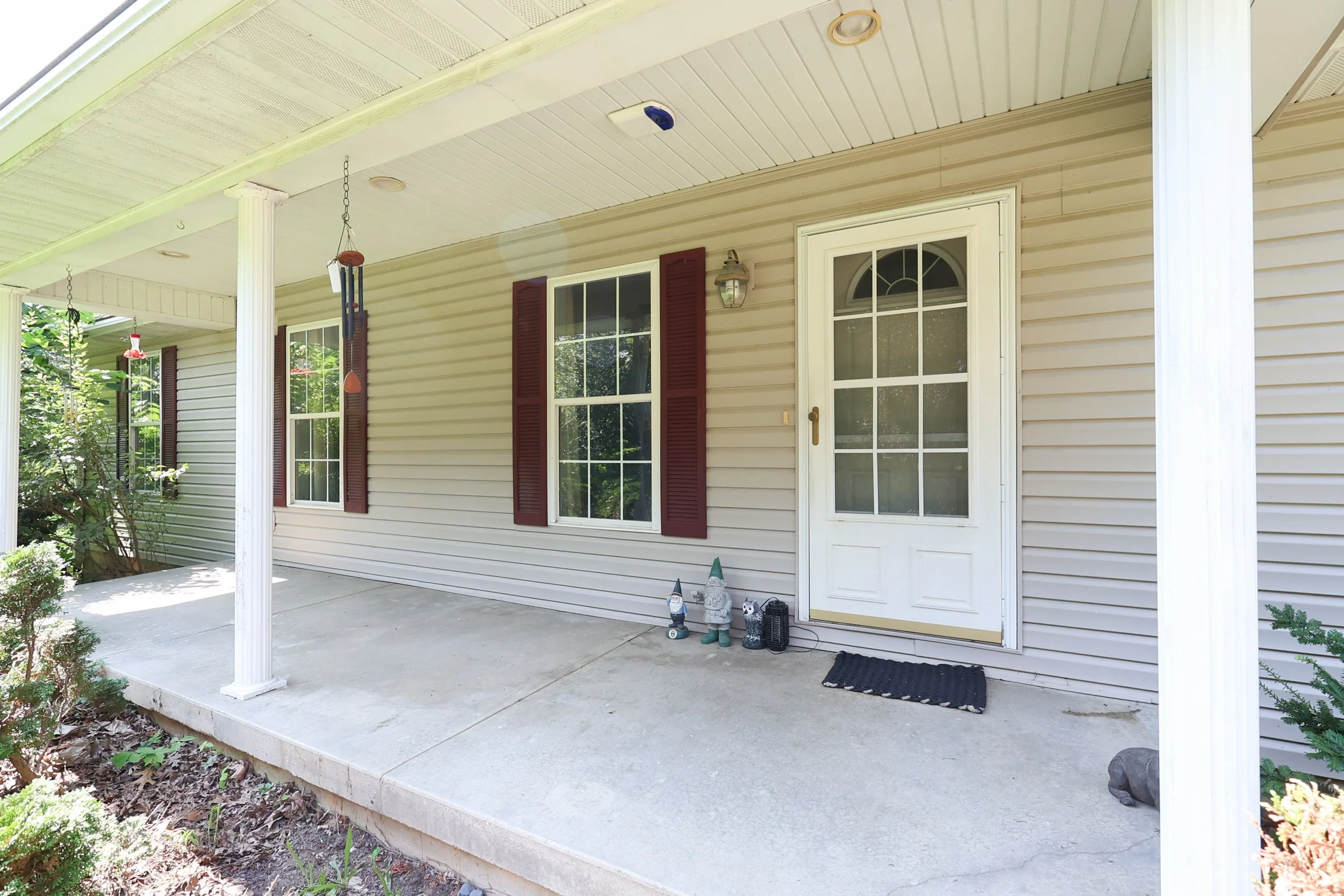Front porch.jpg