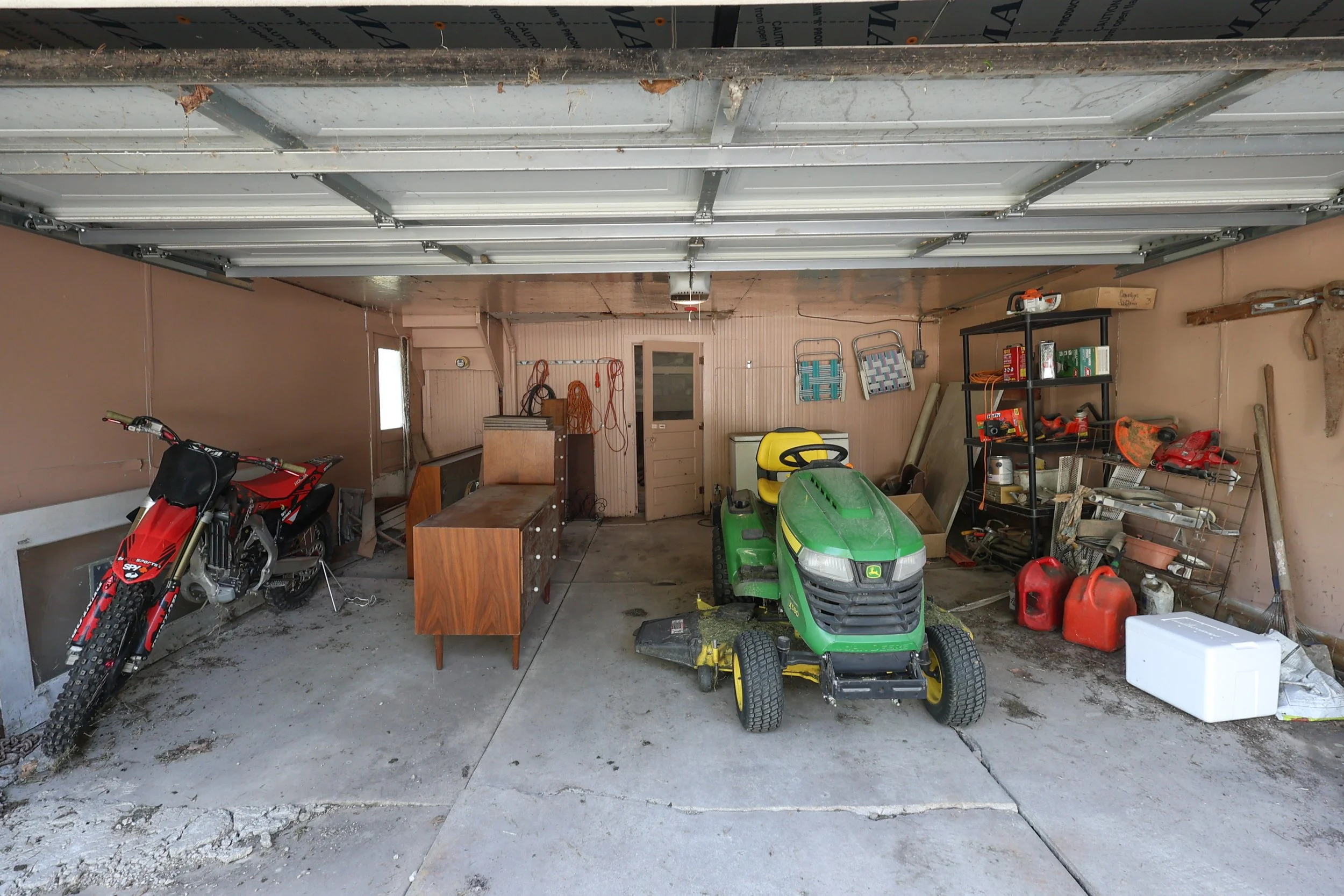 Garage.jpg