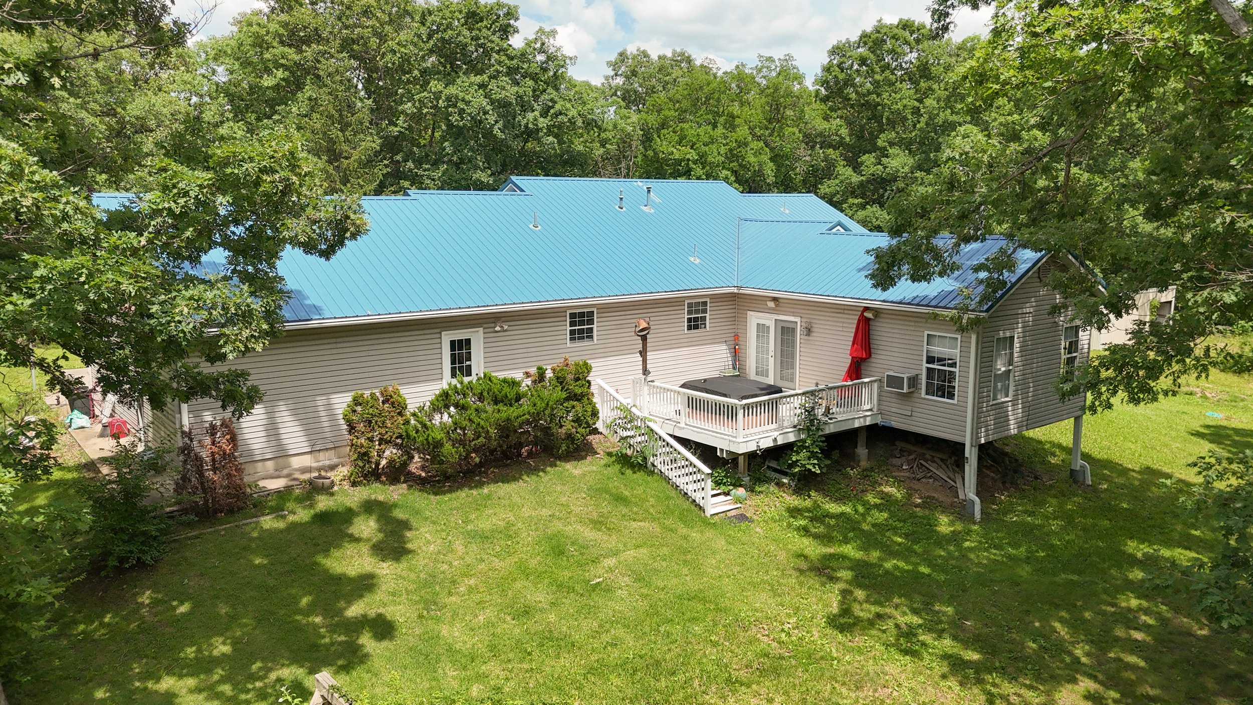 Back of house-4.jpg